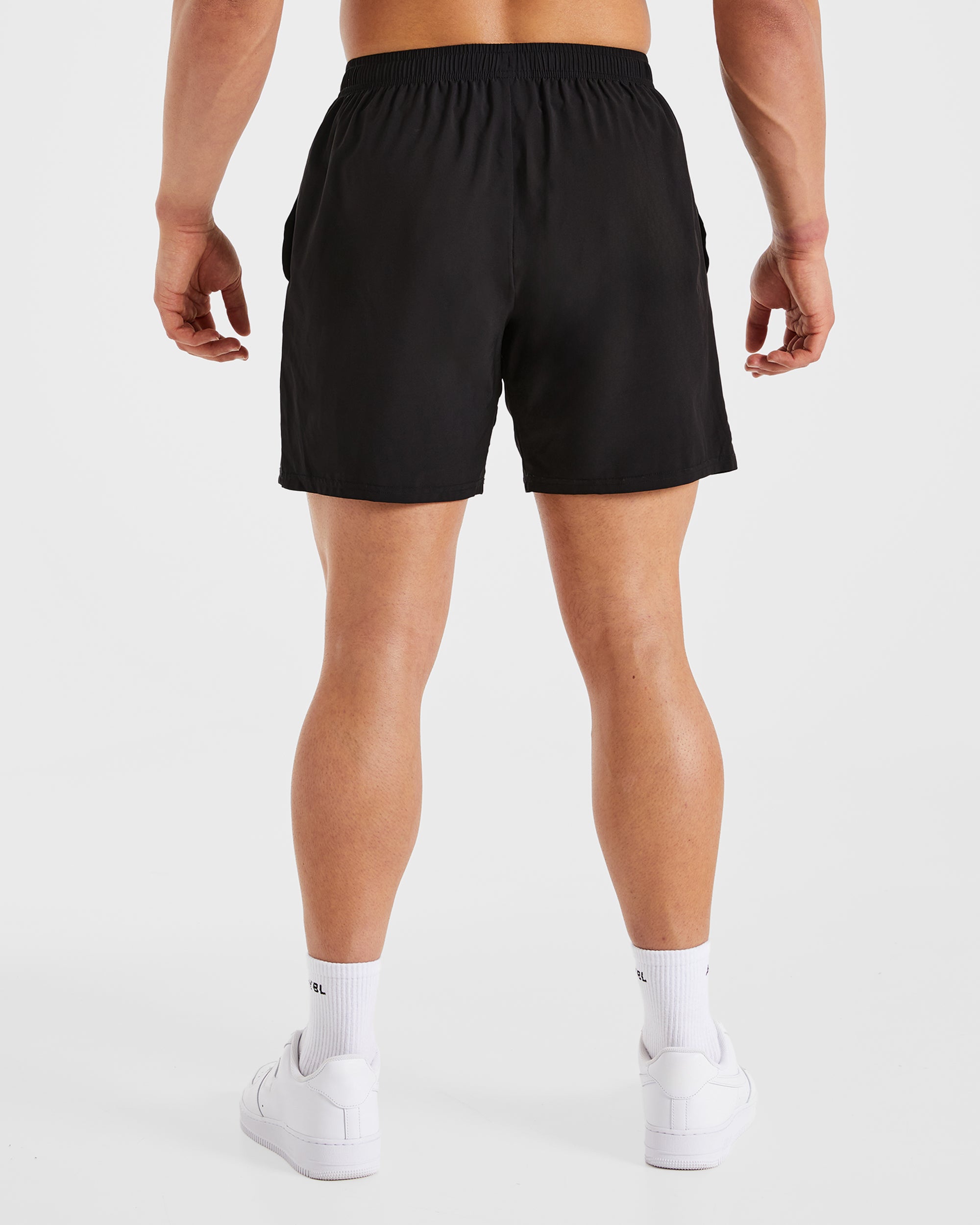 Core 7" Shorts – Schwarz