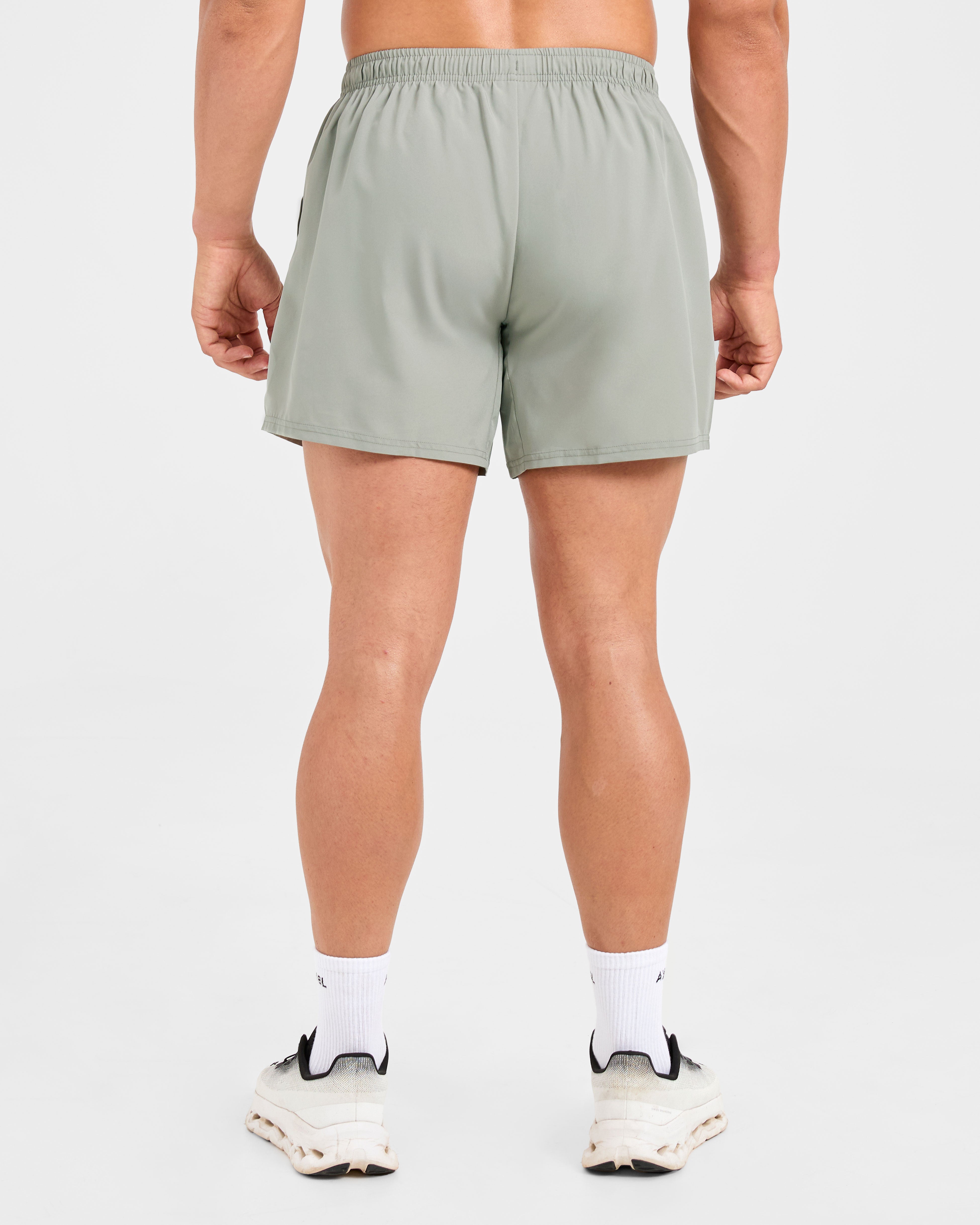 Core 5" Shorts – gewaschener Salbei
