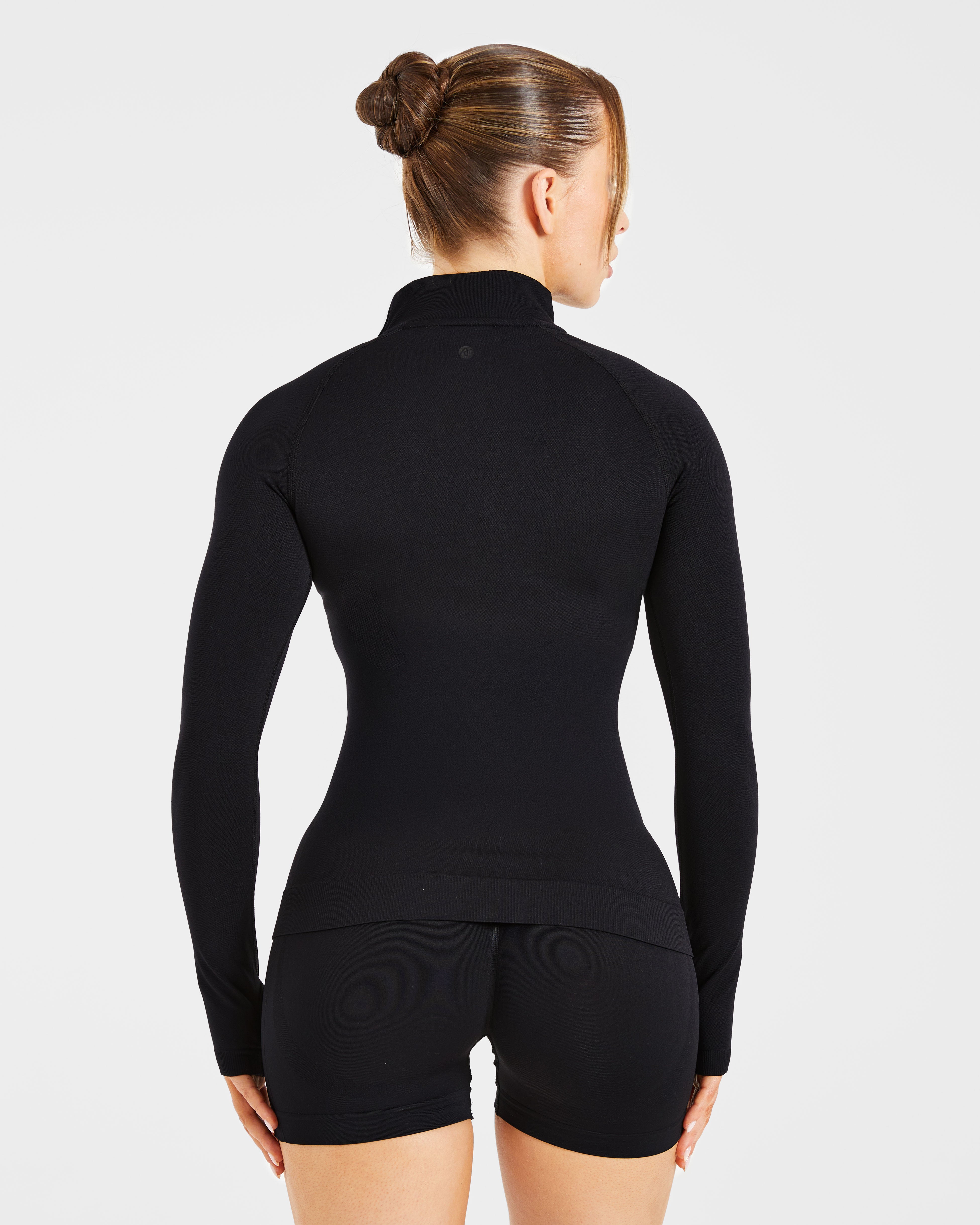 Essential Seamless 1/2 Zip Pullover - Black