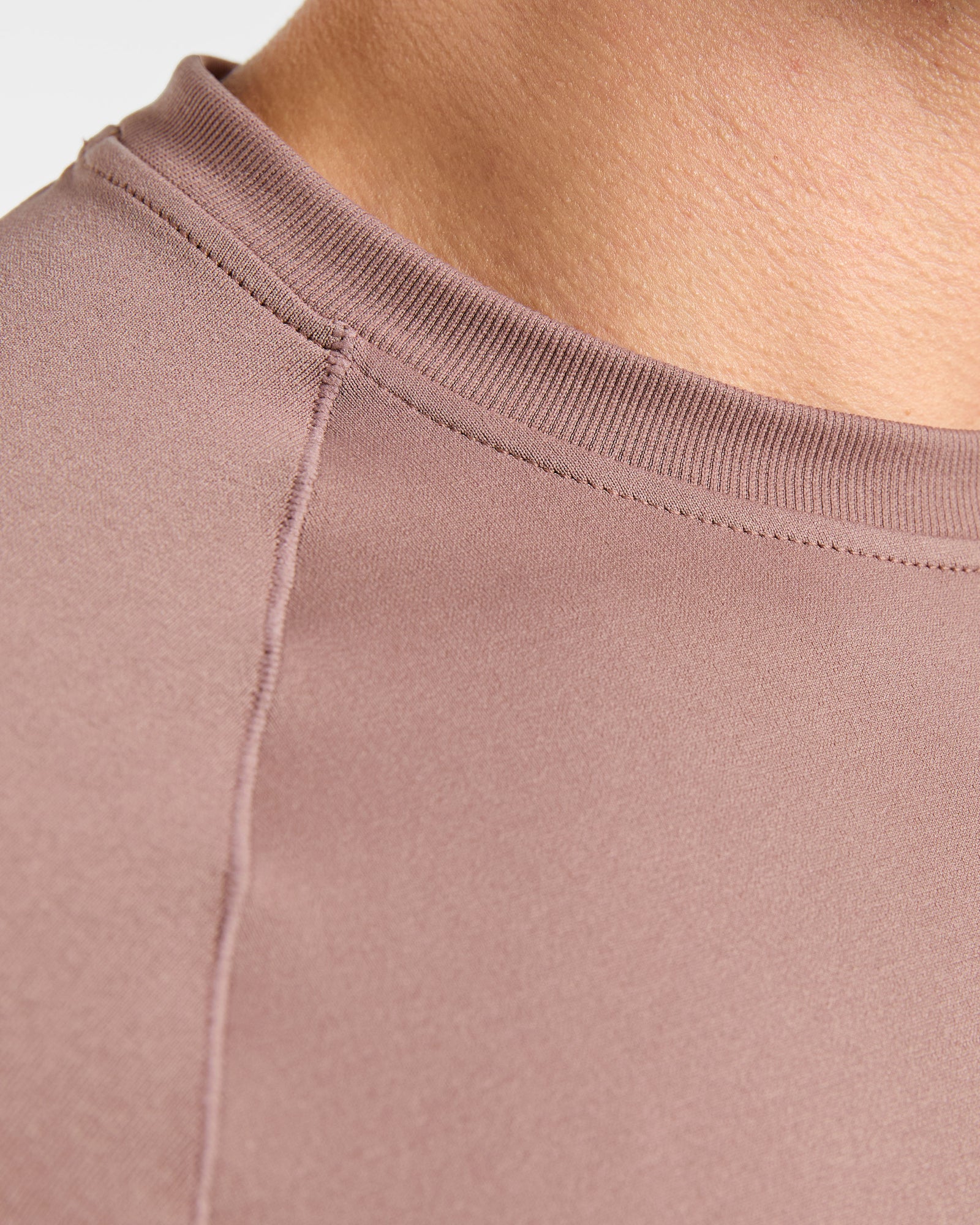 Ascend Seamless T Shirt - Fawn