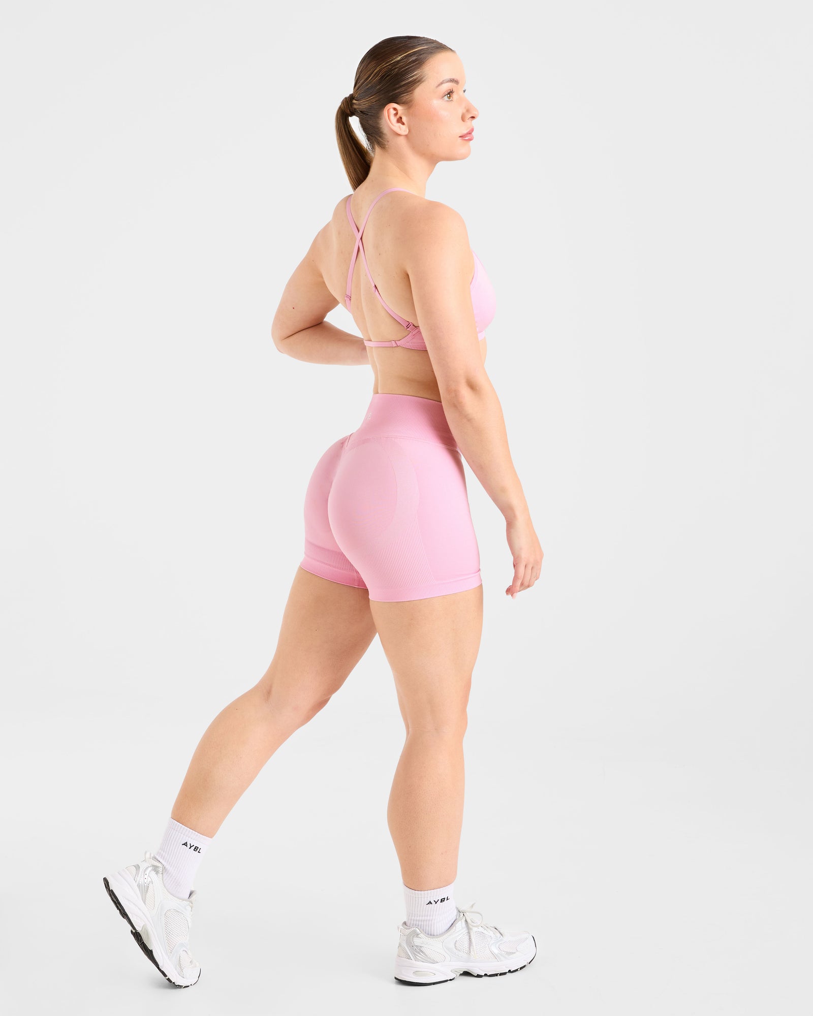 Adapt Seamless Strappy Sports Bra - Spring Pink