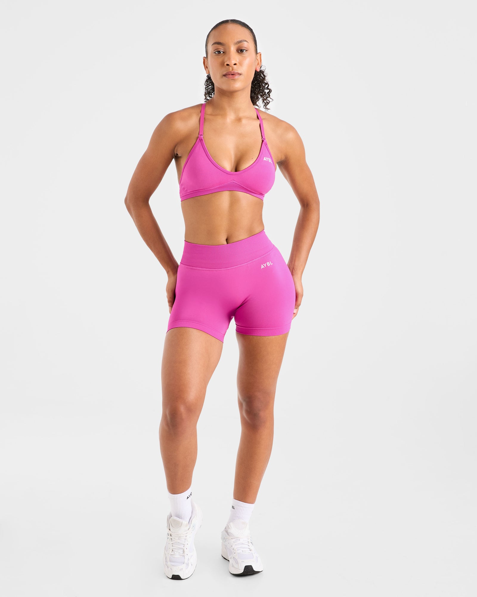 Adapt Seamless Strappy Sports Bra - Pink