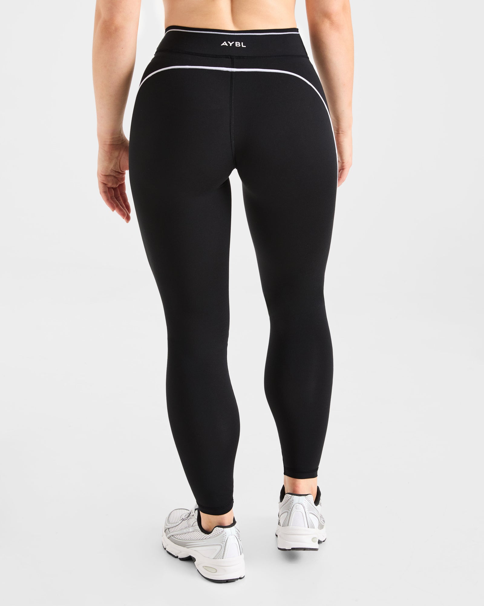 Form Leggings - Black