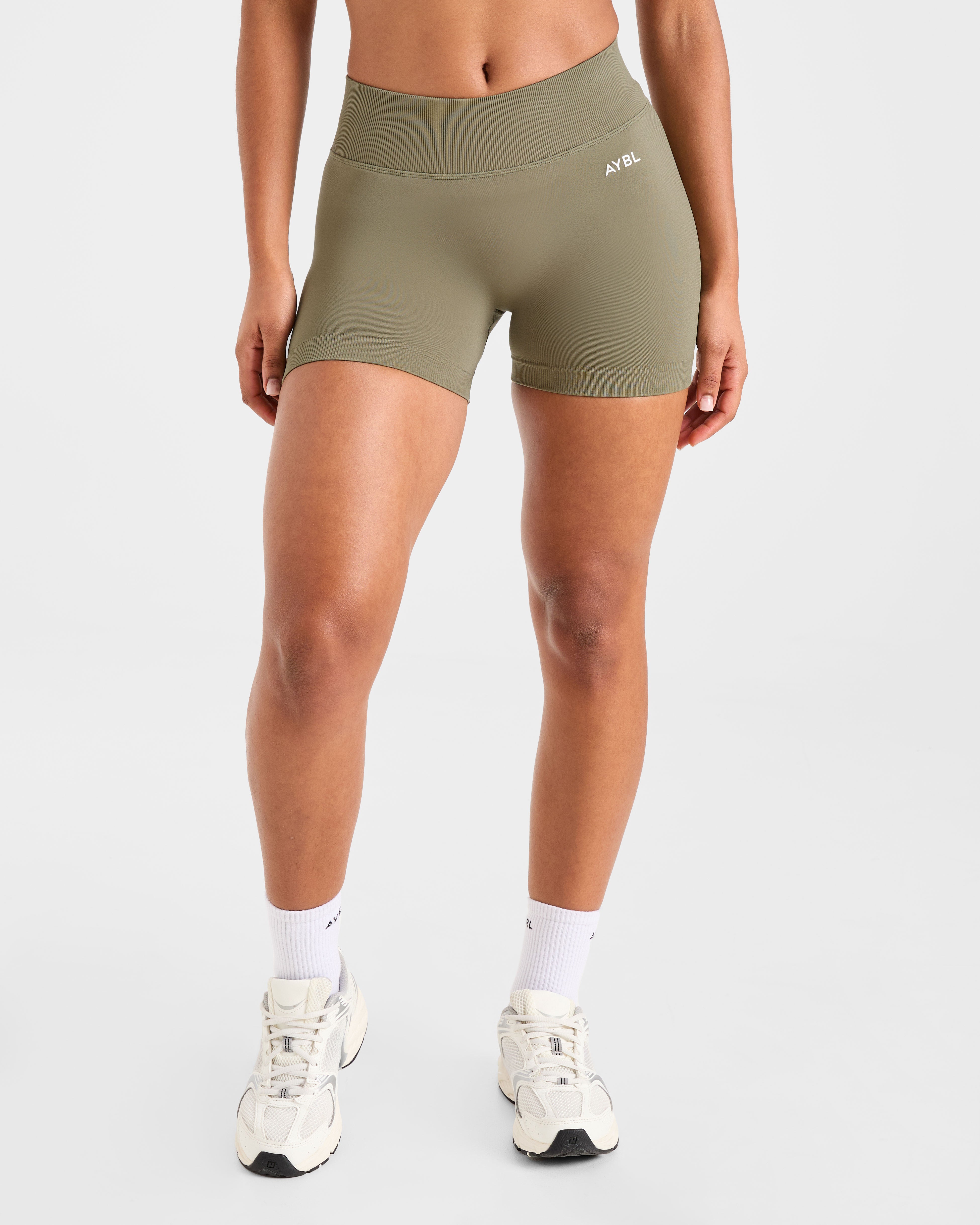 Adapt Seamless Shorts - Muted Olive