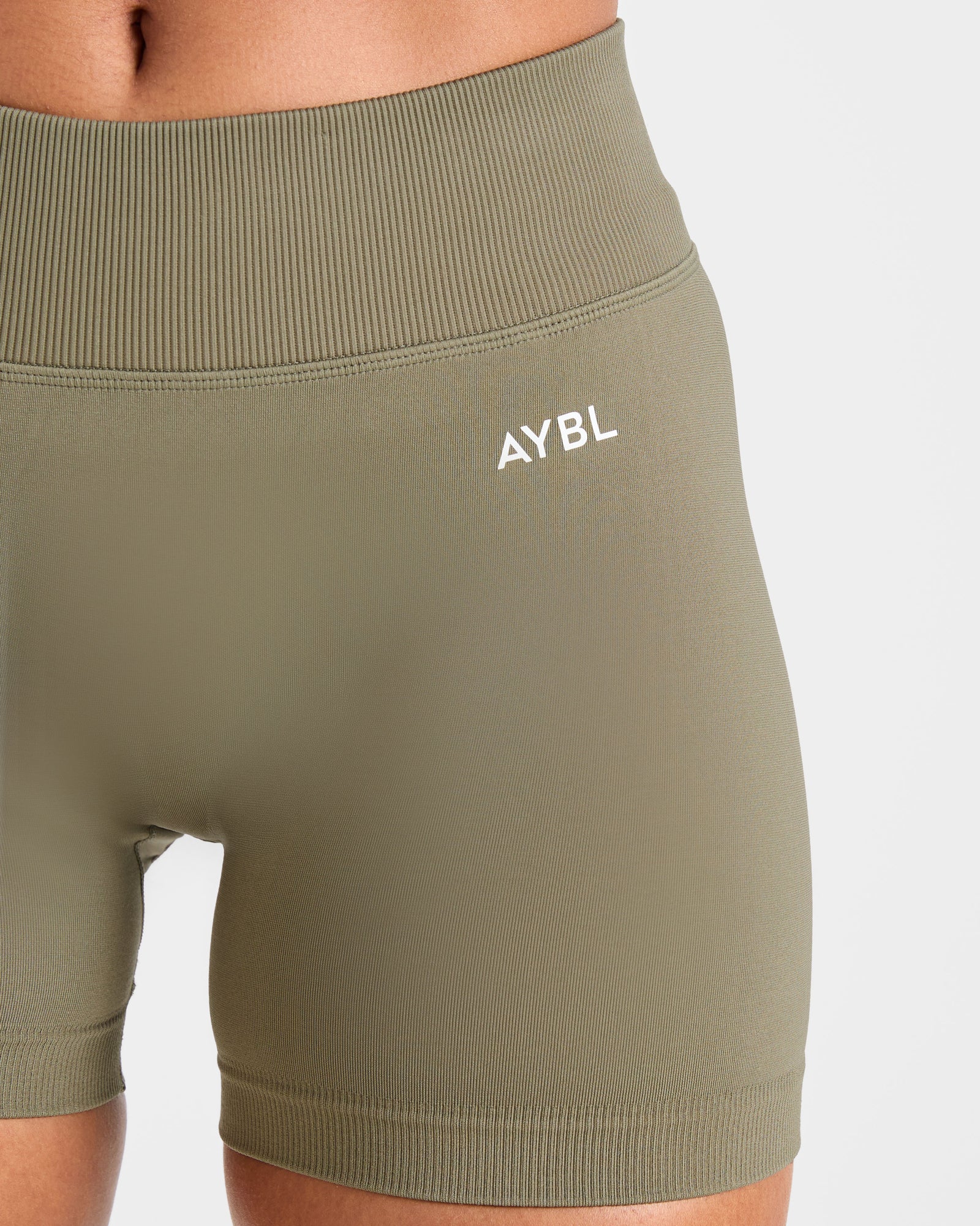 Adapt Seamless Shorts - Muted Olive