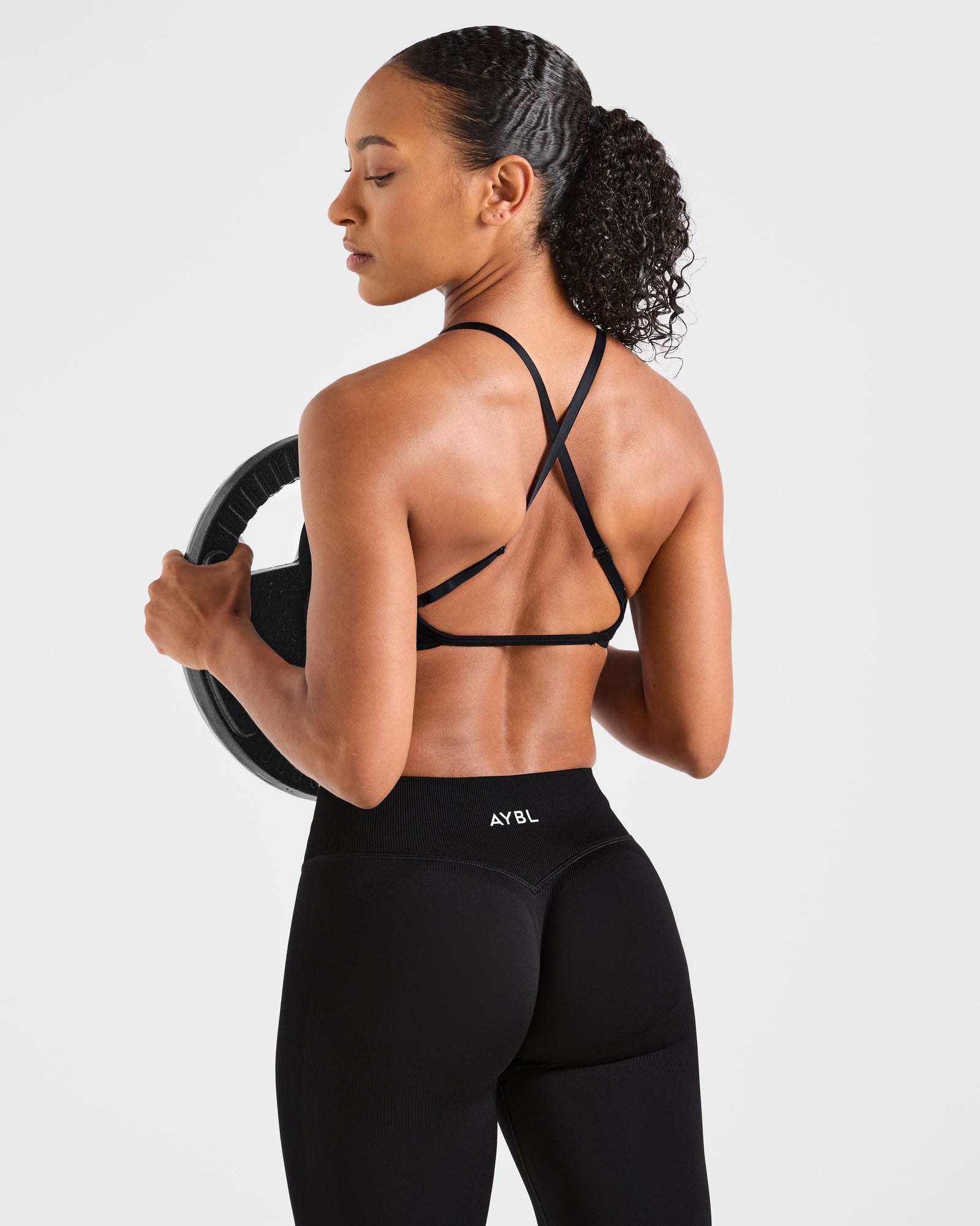 Adapt Seamless Strappy Sports Bra - Black