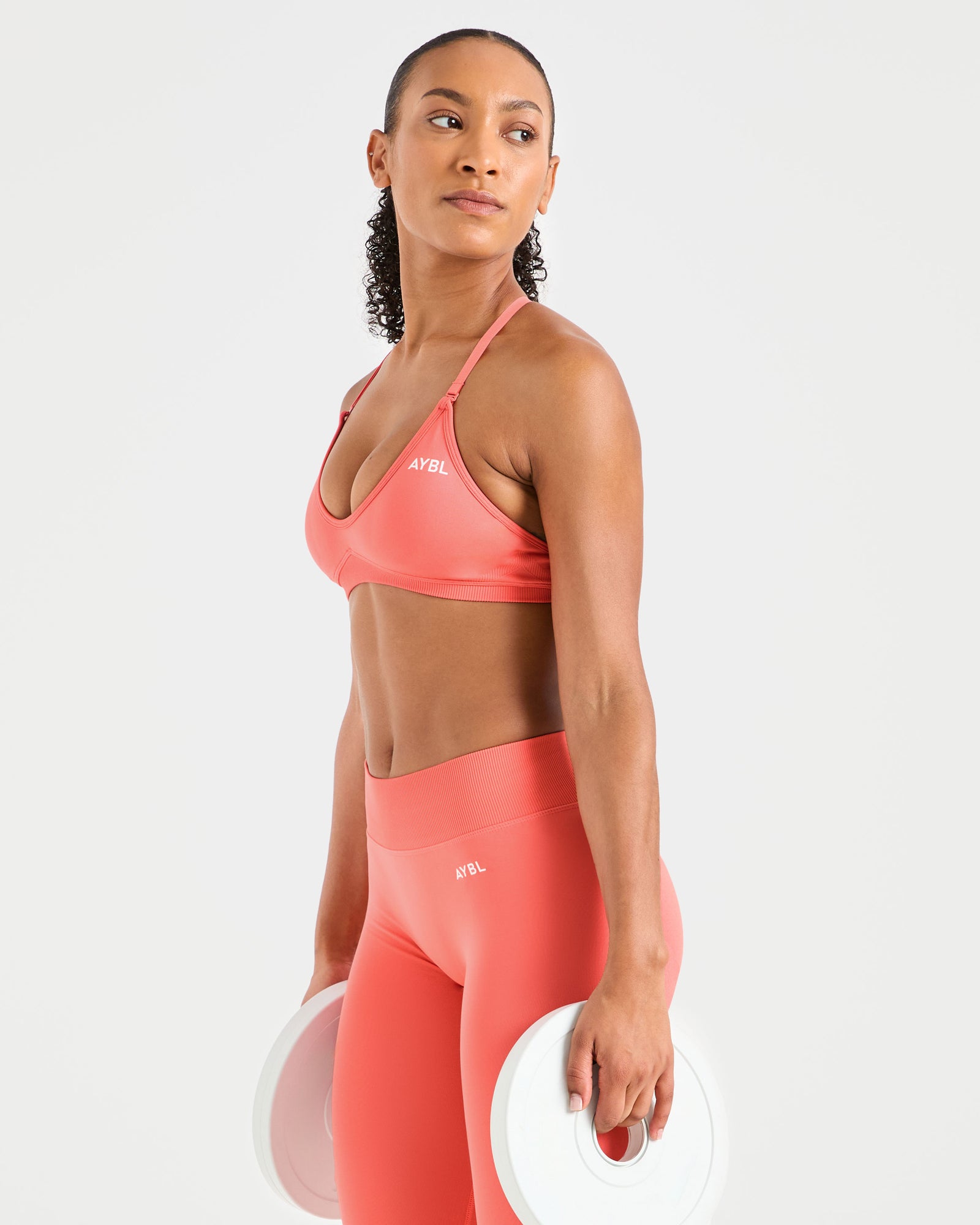 Adapt Seamless Strappy Sports Bra - Summer Peach