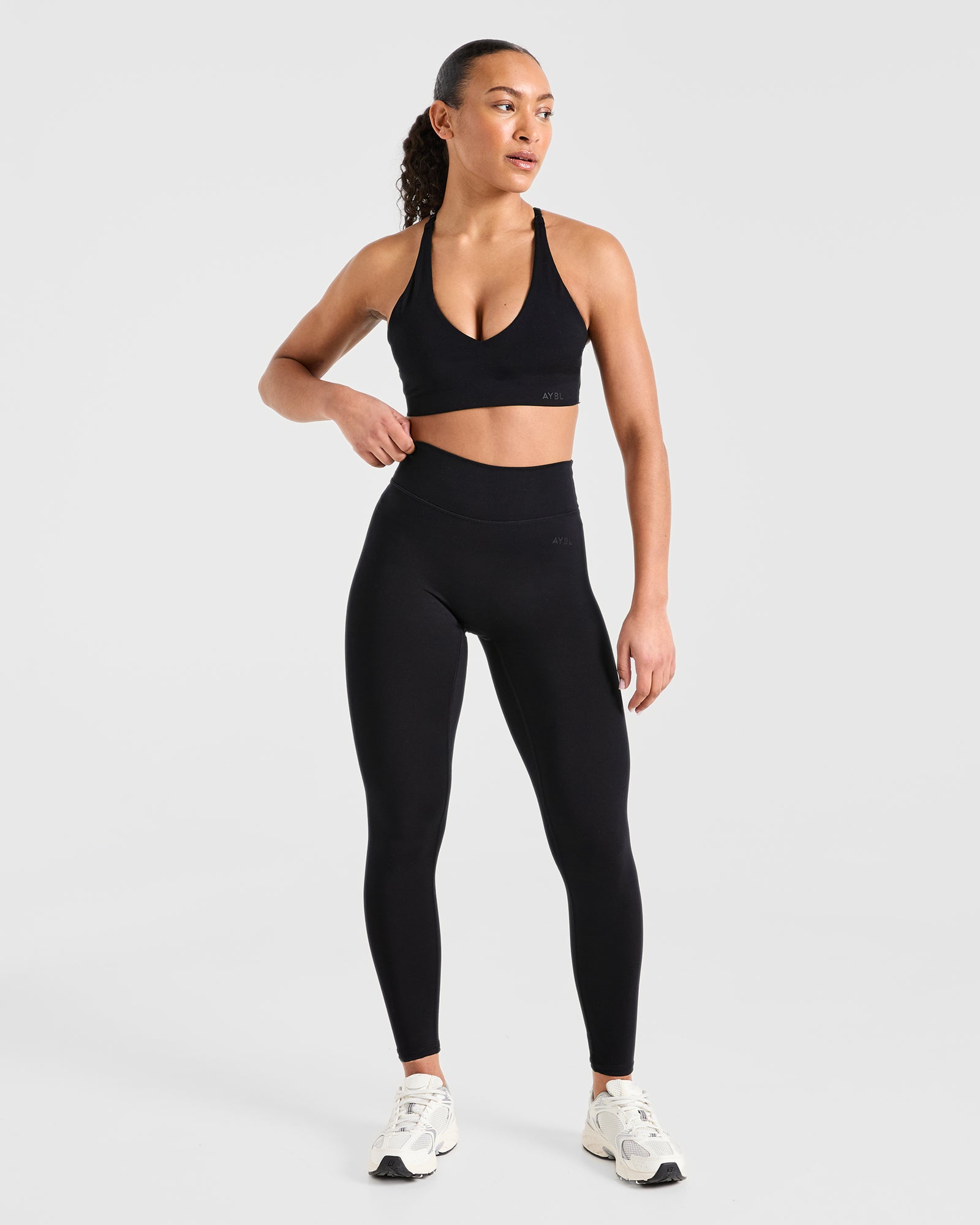 Staple Sports Bra - Black