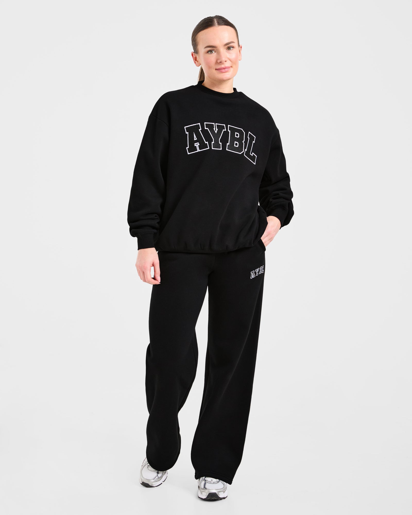 Varsity 2.0 Oversized Sweatshirt - Black