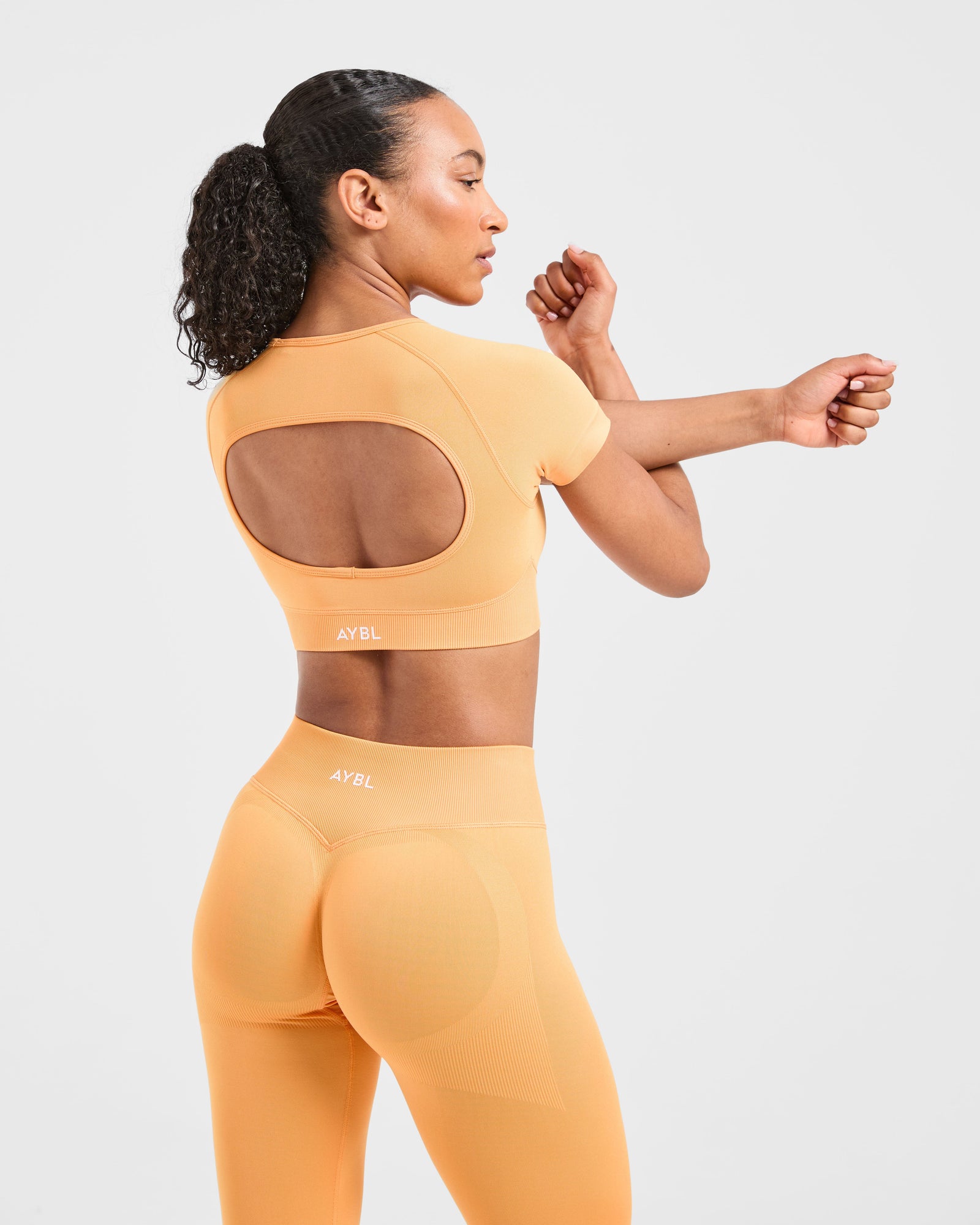 Adapt Seamless Crop Top - Bright Orange