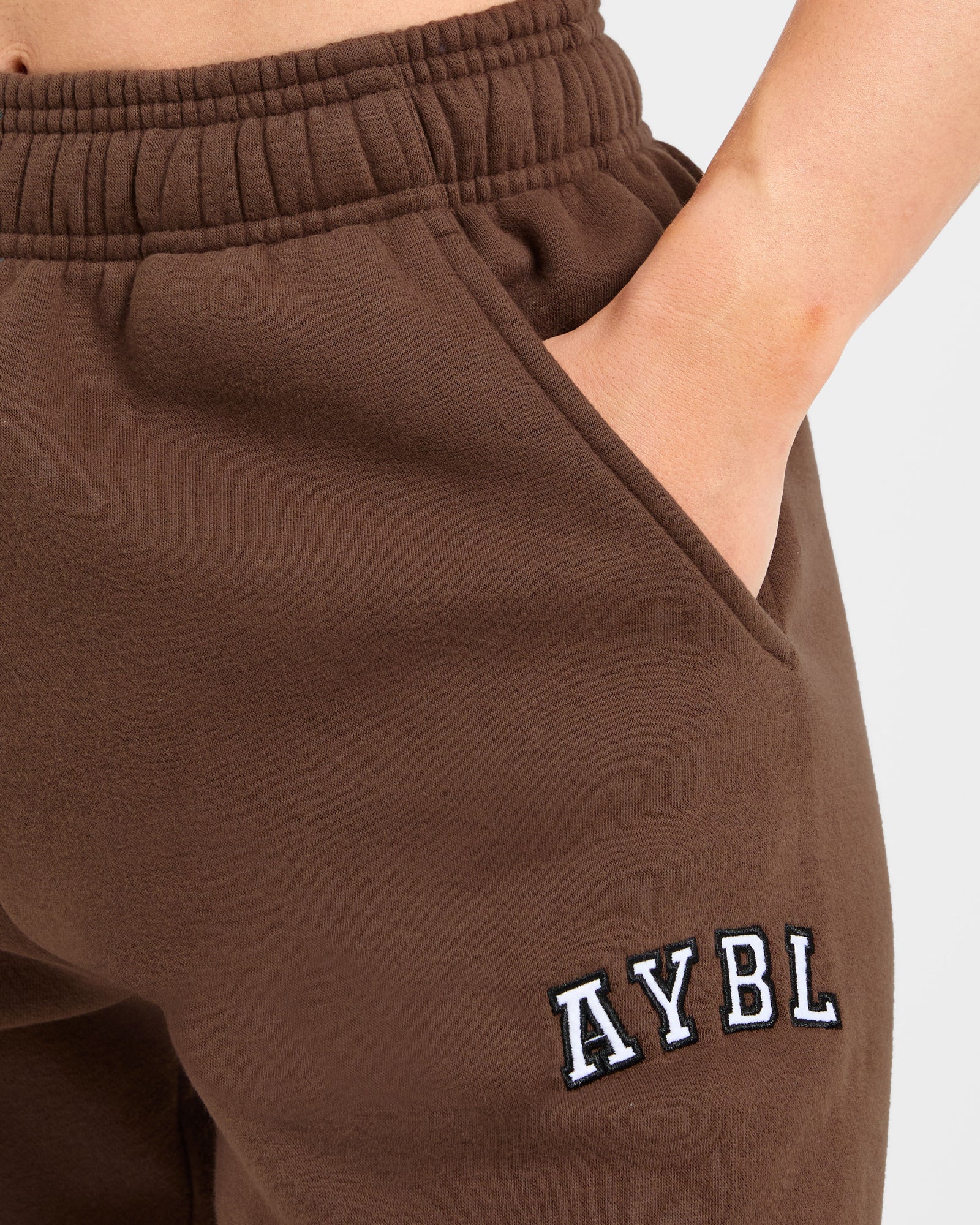 Varsity 2.0 Oversized Joggers - Brown