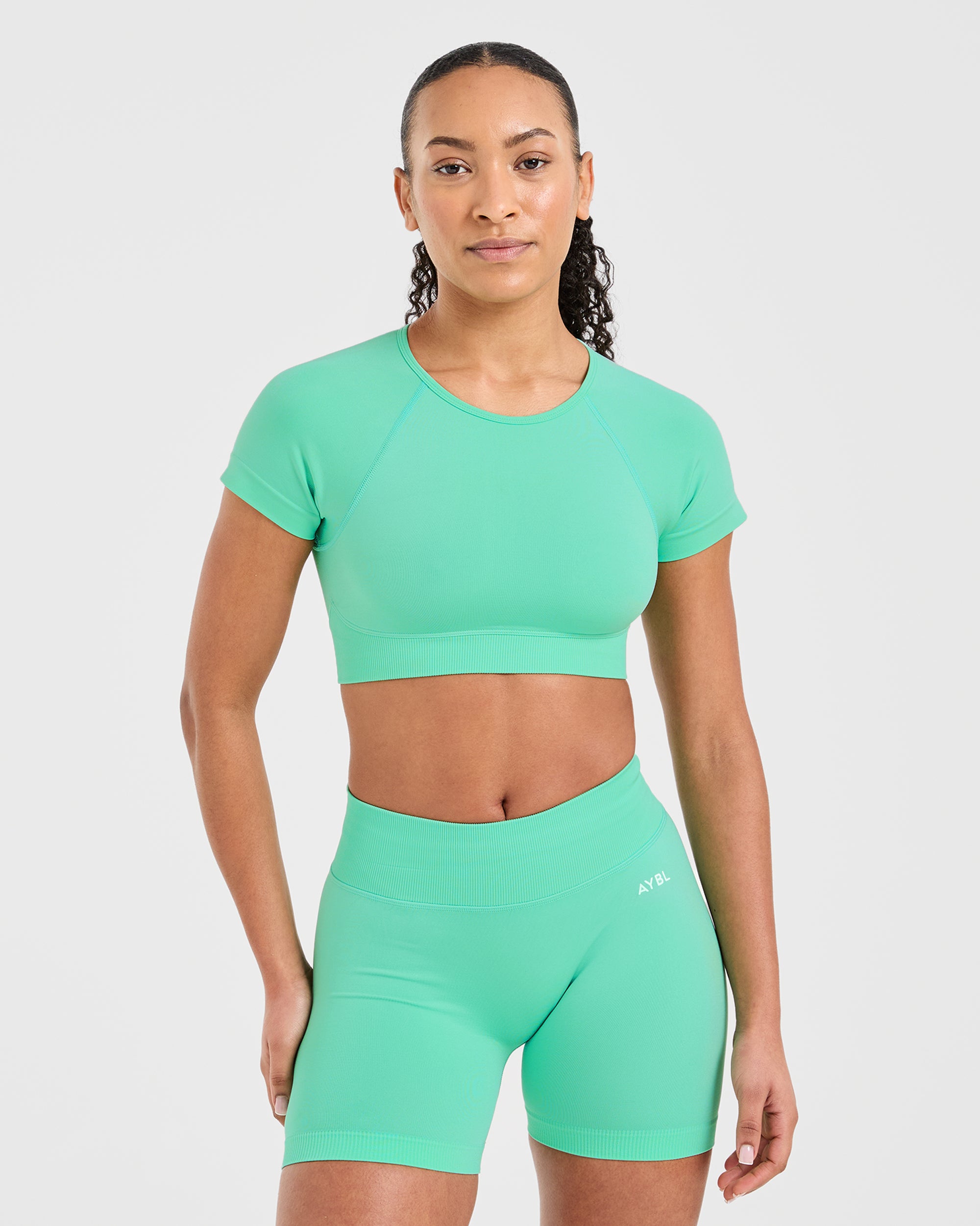 Adapt Seamless Crop Top - Spring Mint