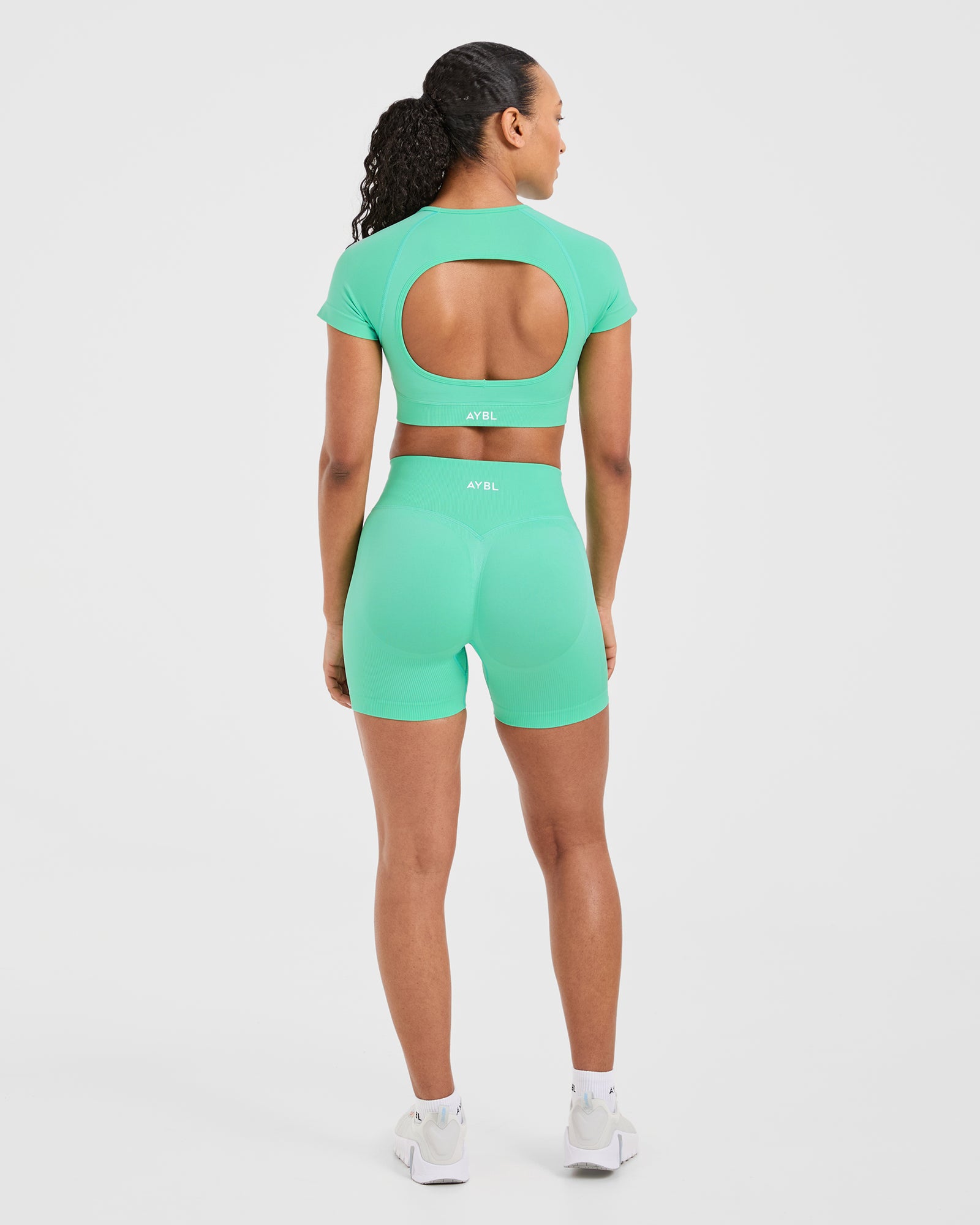 Adapt Seamless Crop Top - Spring Mint