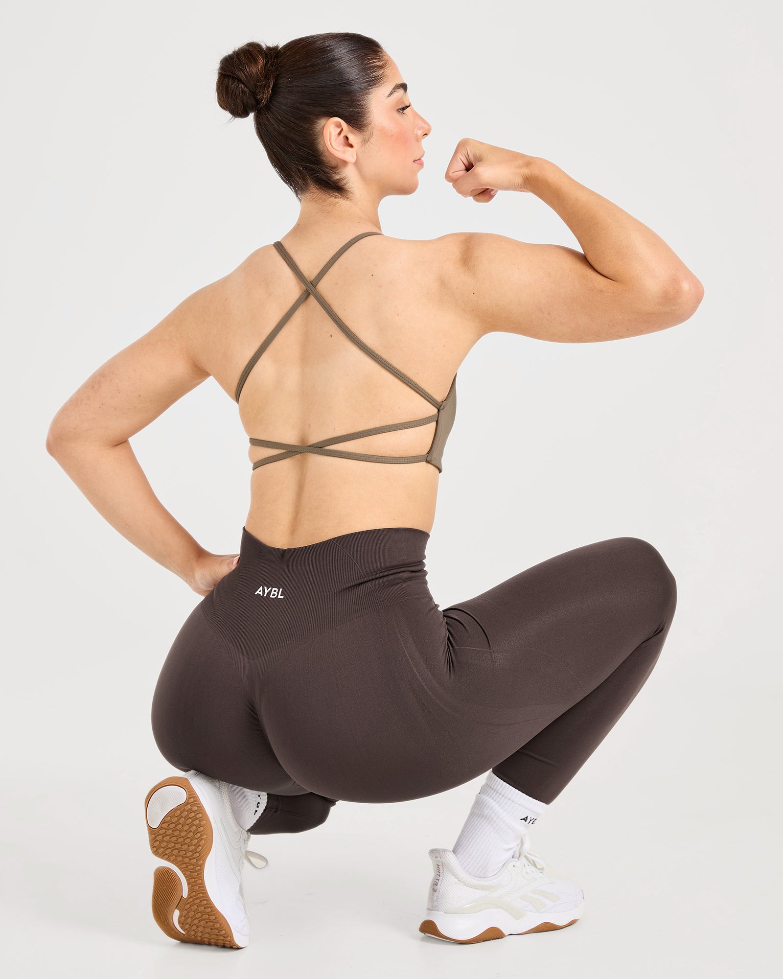 Essential Crossback Sports Bra - Mocha Brown