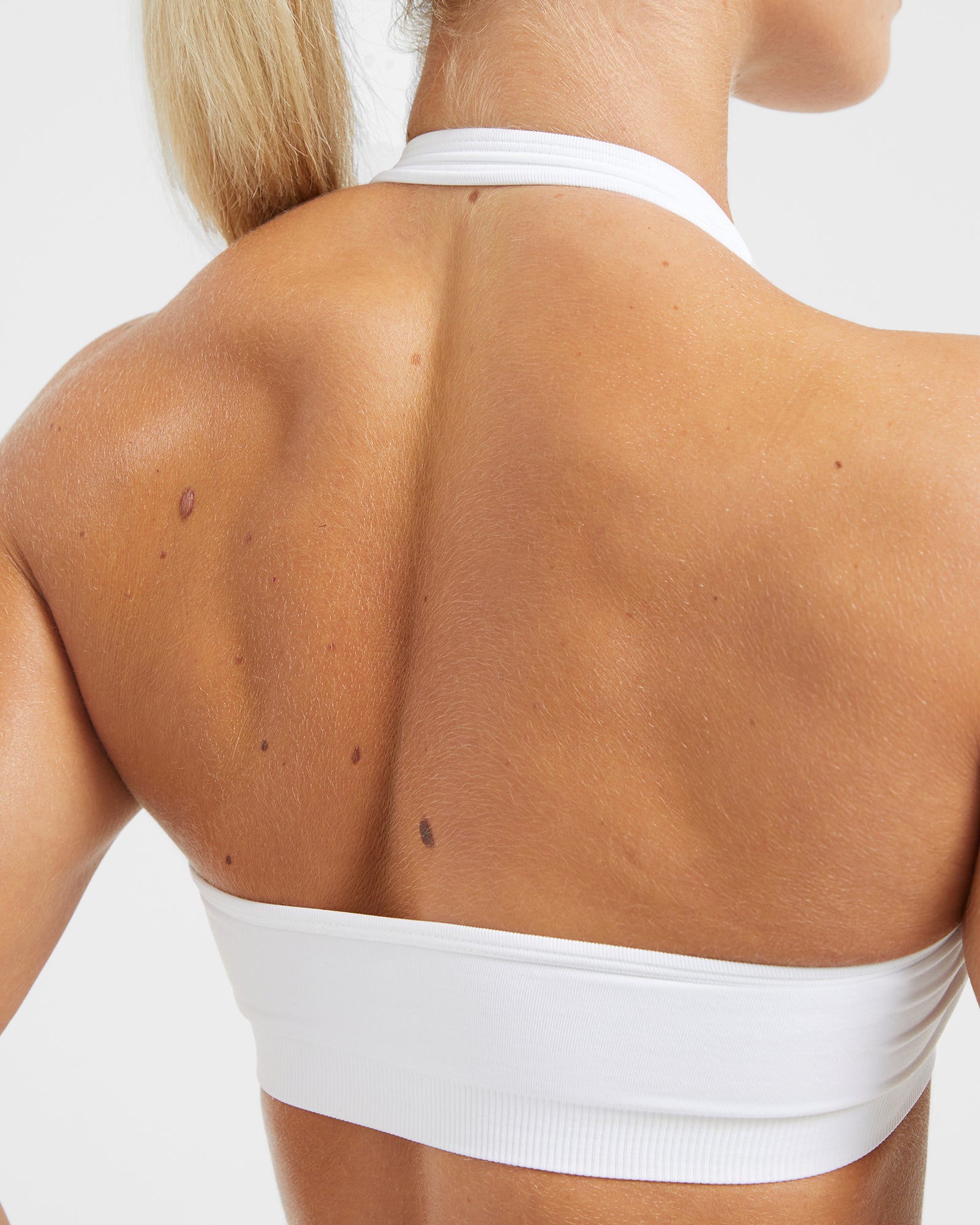 Essential Seamless Halterneck Sports Bra - White