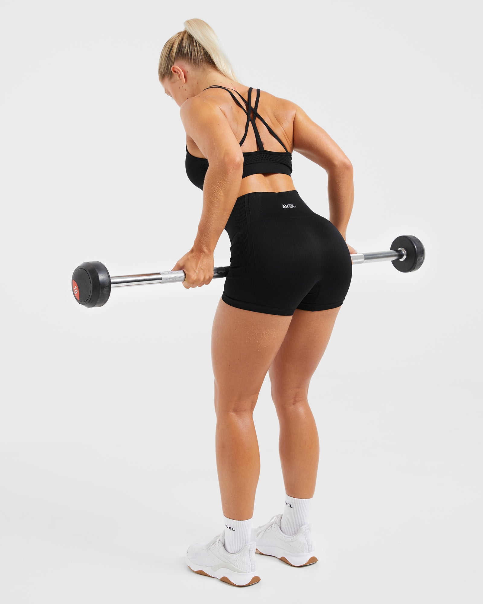 Essential Seamless Strappy Sports Bra - Black - aybldev