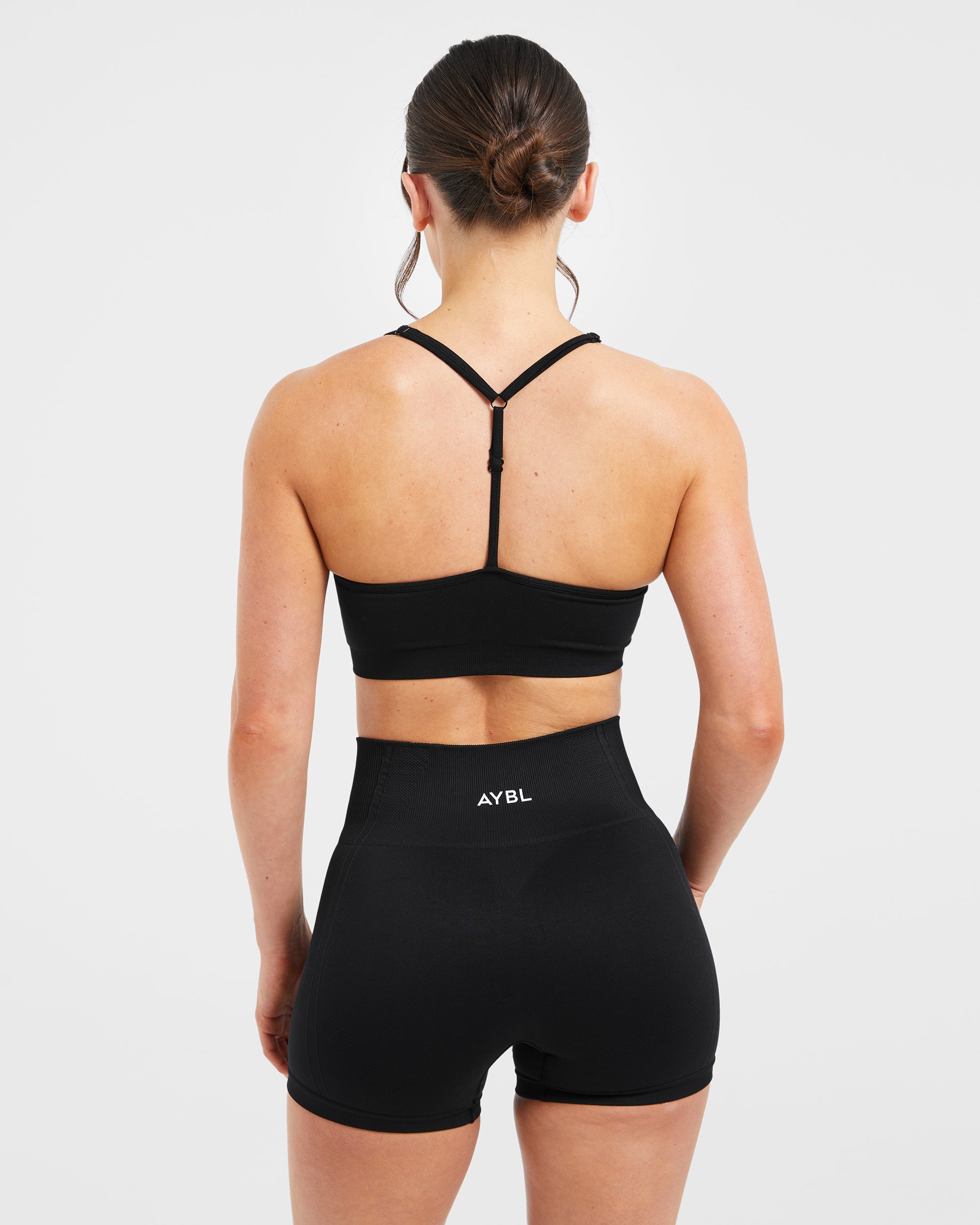 Essential Seamless V Neck Sports Bra - Black - aybldev