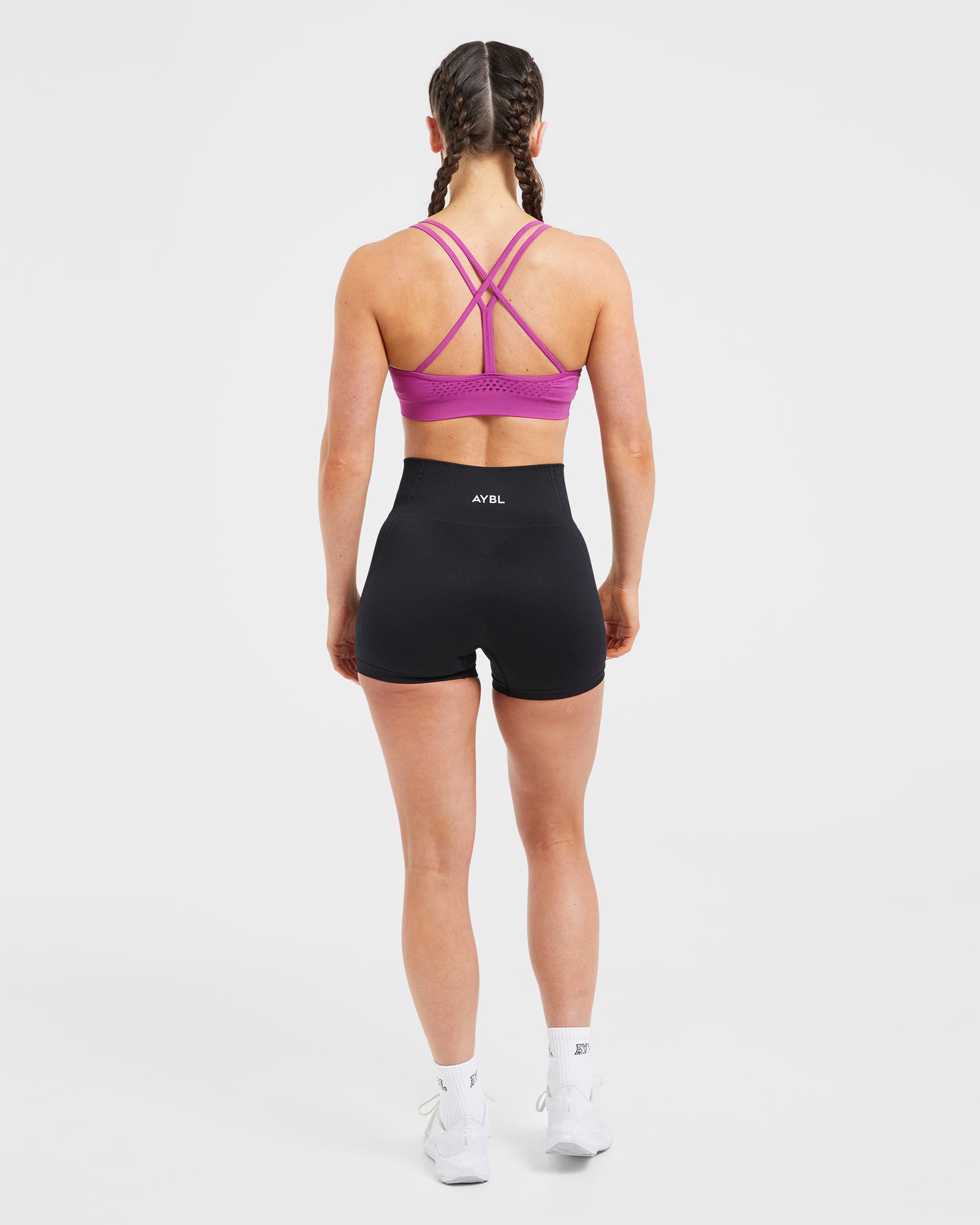 Essential Seamless Strappy Sports Bra - Magenta - aybldev