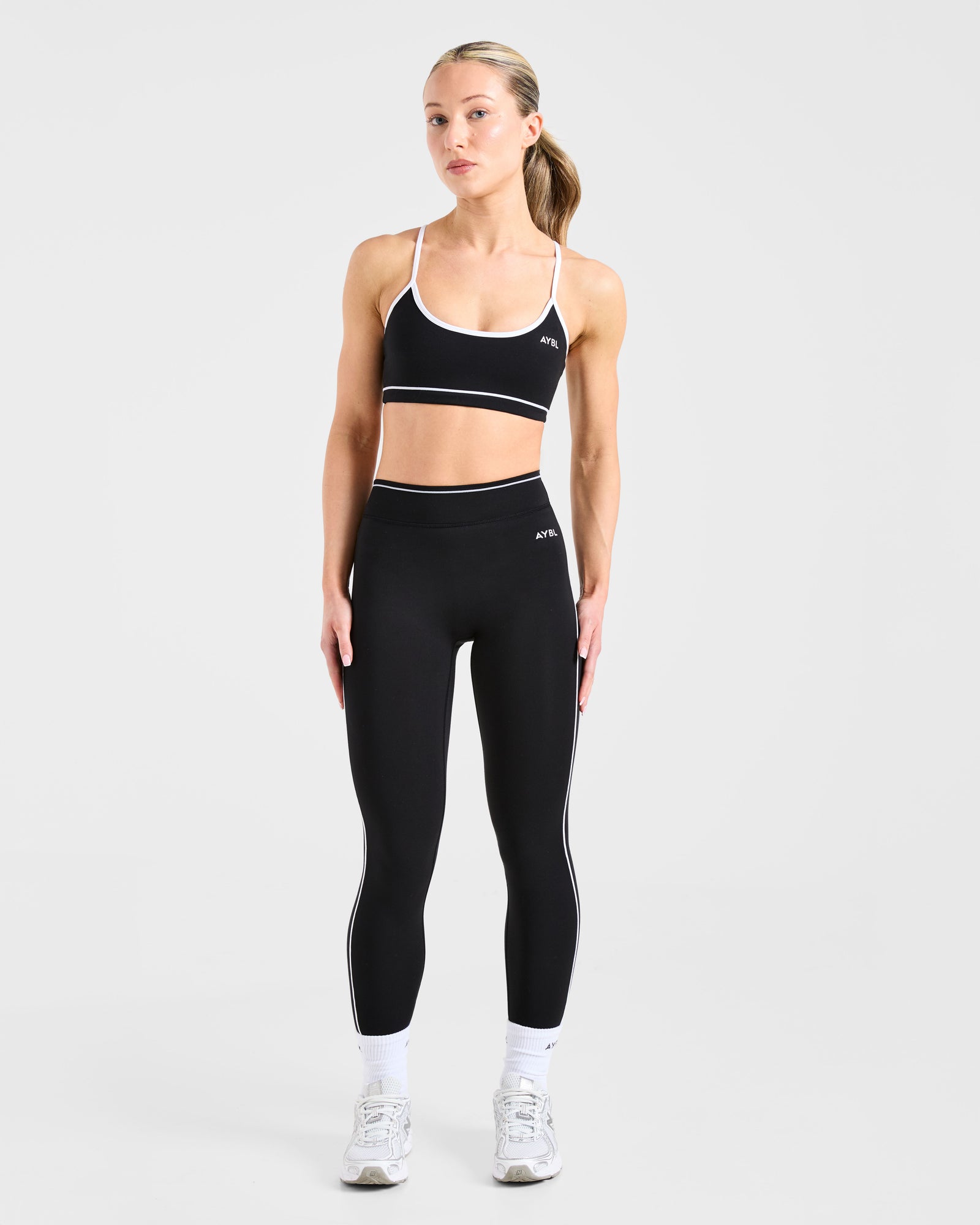 JD Form Sports Bra - Black (Copy)