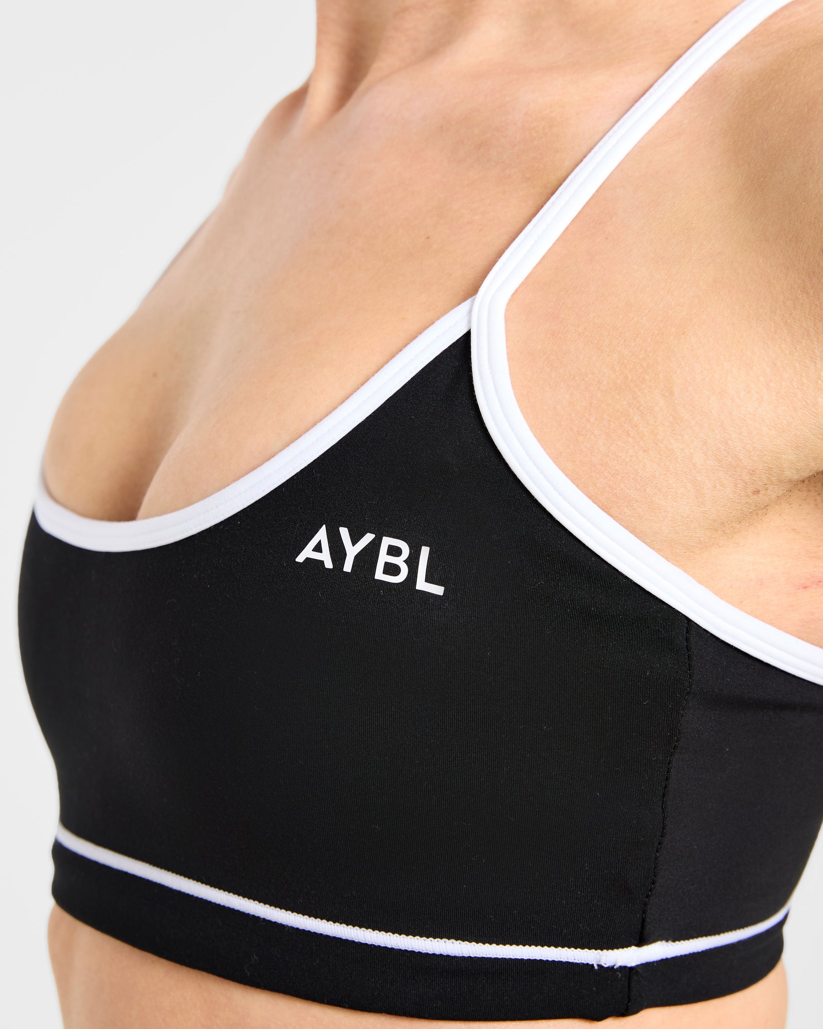 JD Form Sports Bra - Black (Copy)