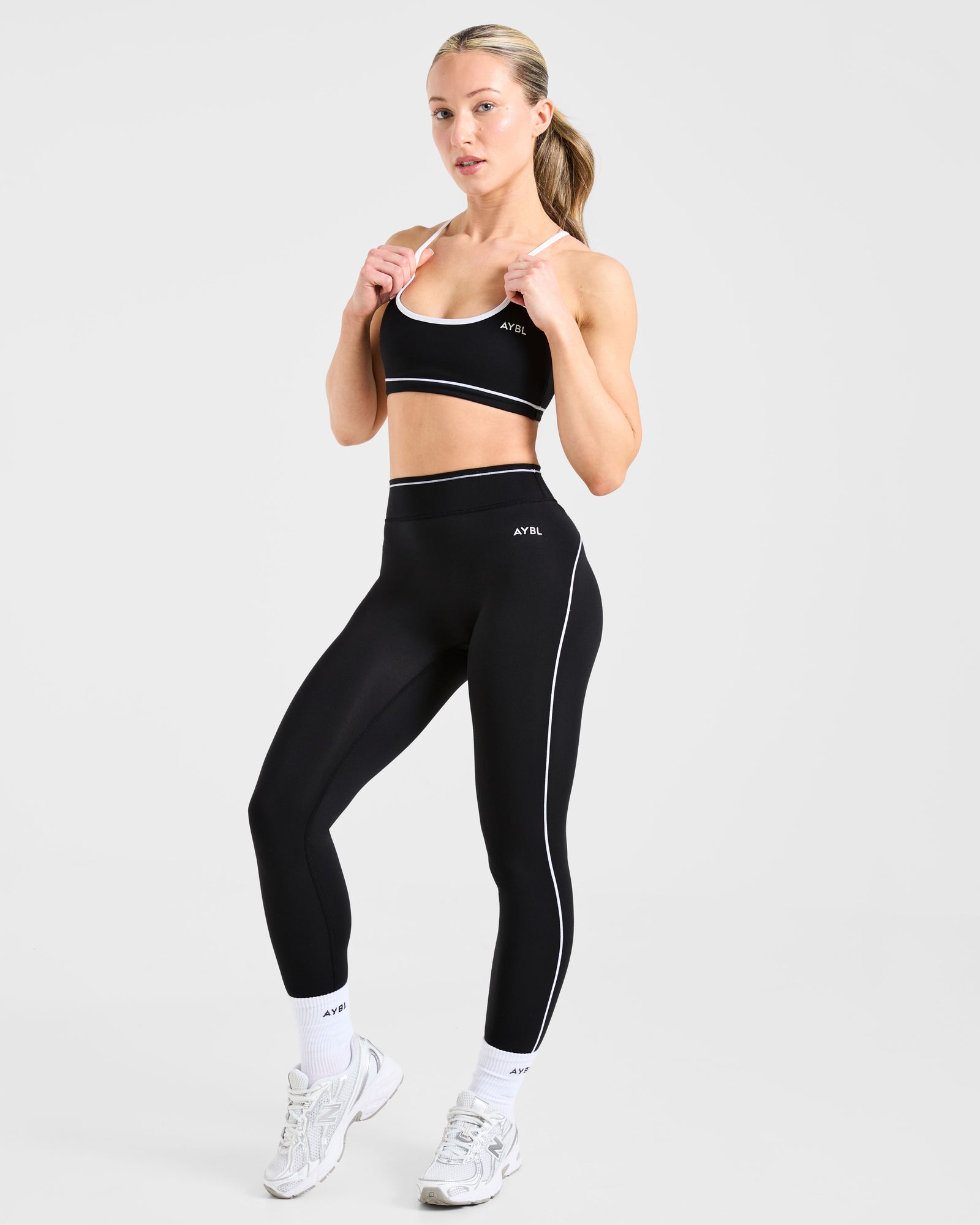 JD Form Sports Bra - Black (Copy)