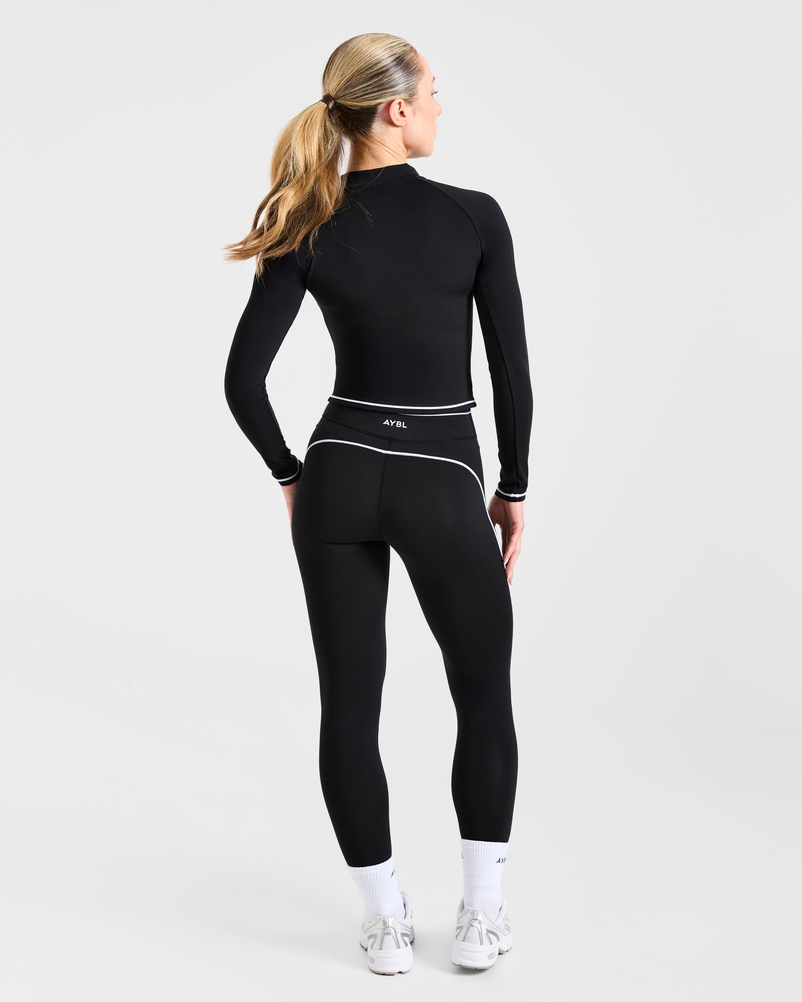 JD Form Zip Up Jacket - Black (Copy)