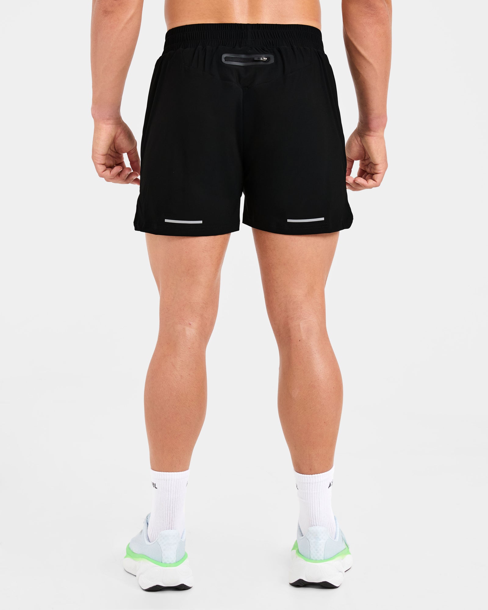 Run 5" Shorts - Black