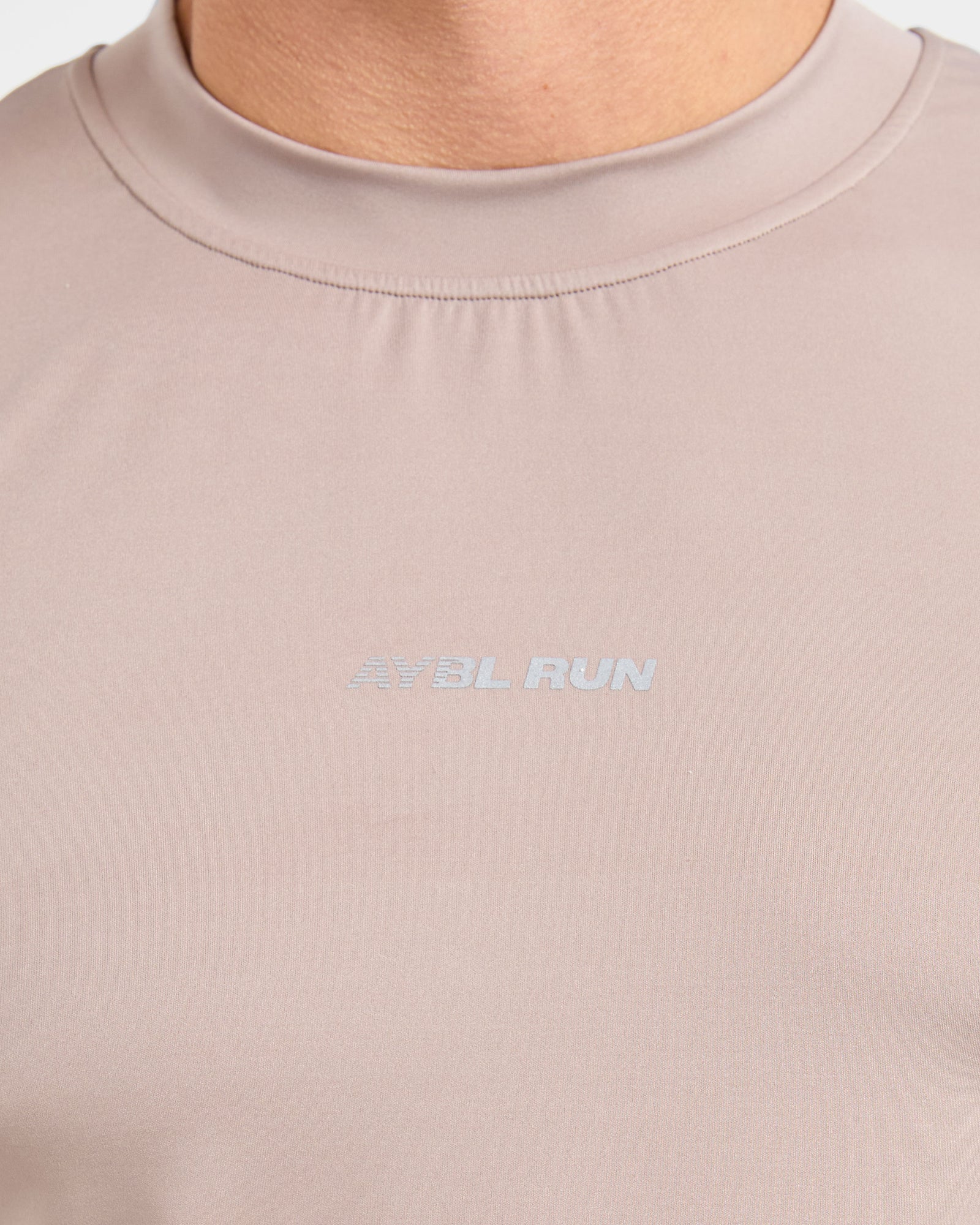 Run Slim Tank - Fossil Taupe