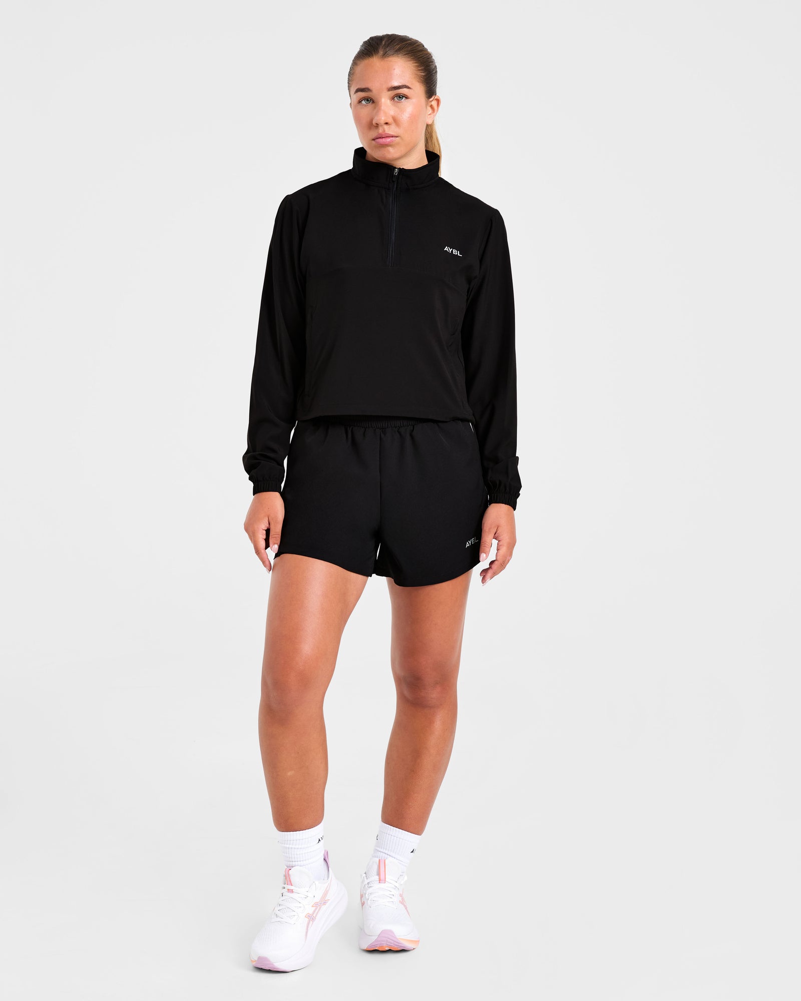 Run 1/2 Zip Jacket - Black