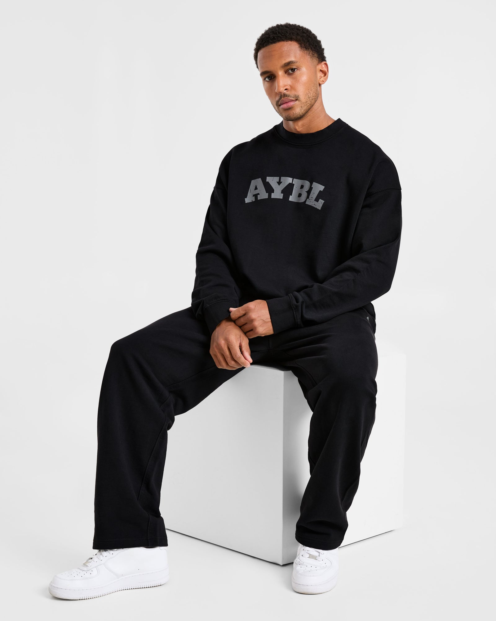 Elite Sweater - Black/Charcoal