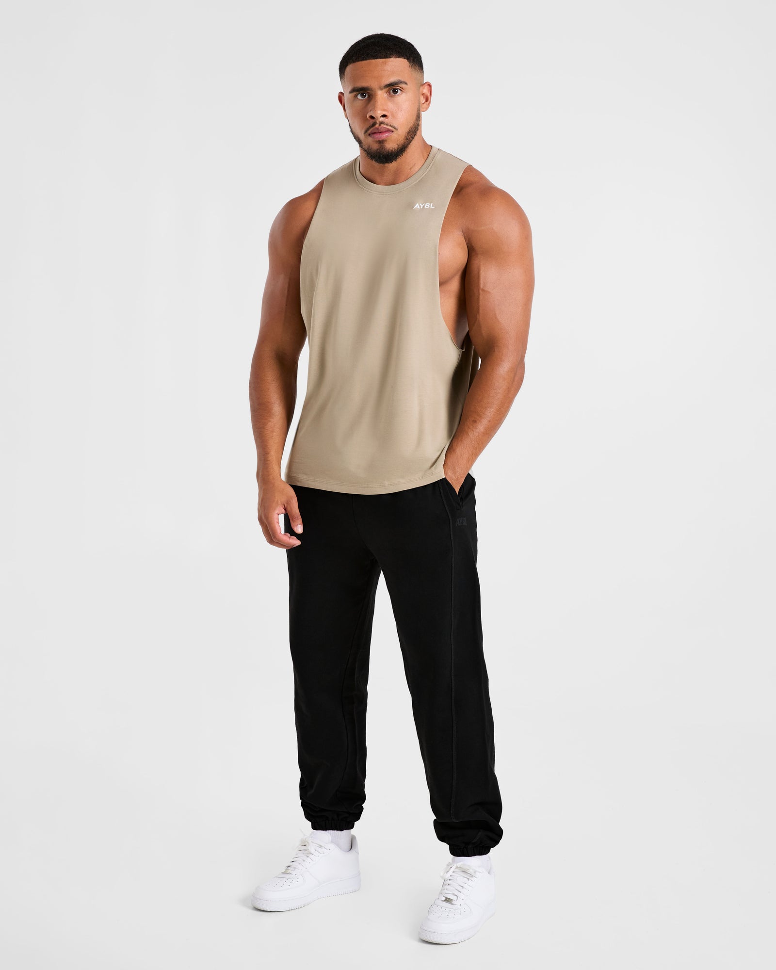 Force Tank - Dune Taupe