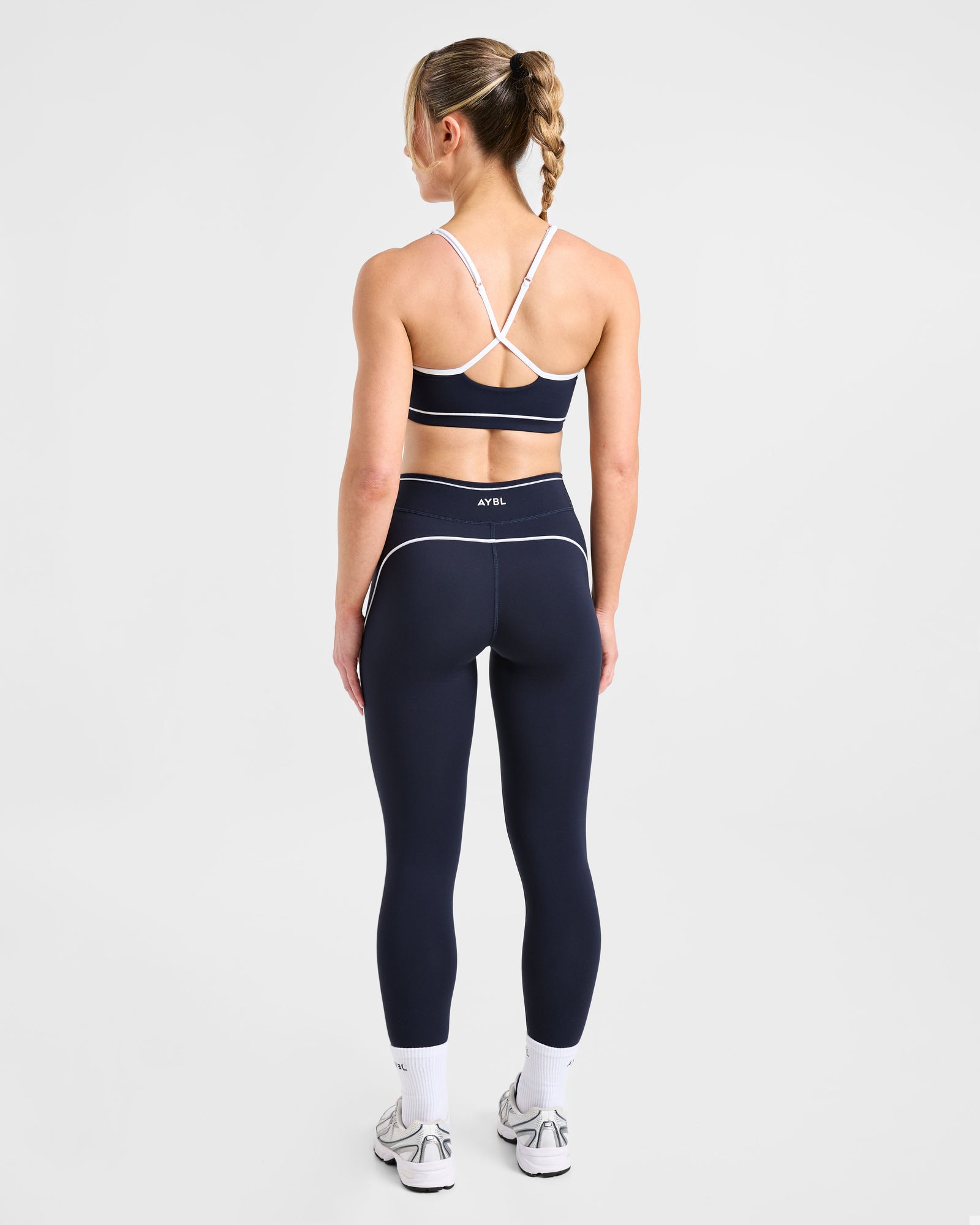 Form Sports Bra - Muted Navy