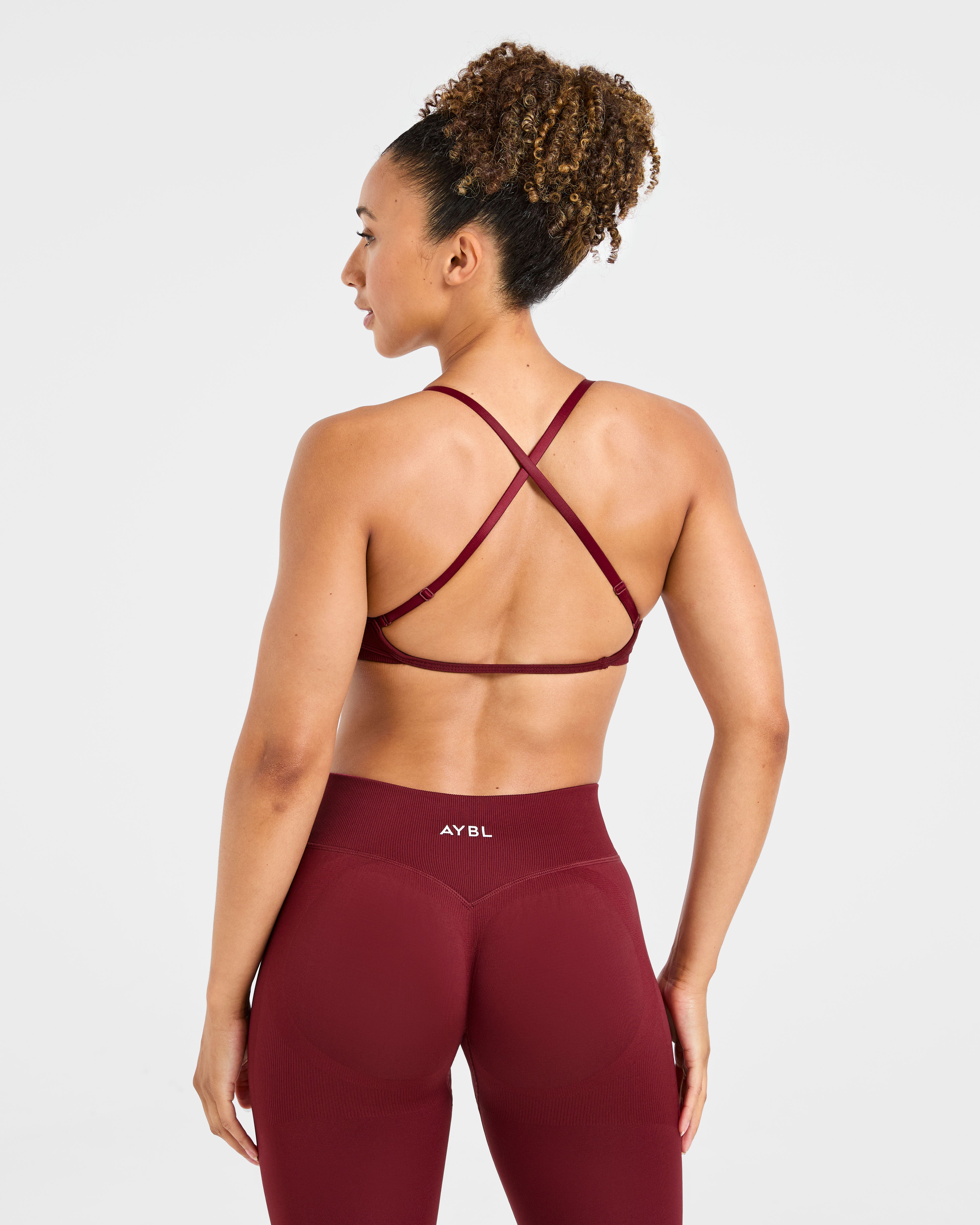 Adapt Seamless Strappy Sports Bra - Autumn Red
