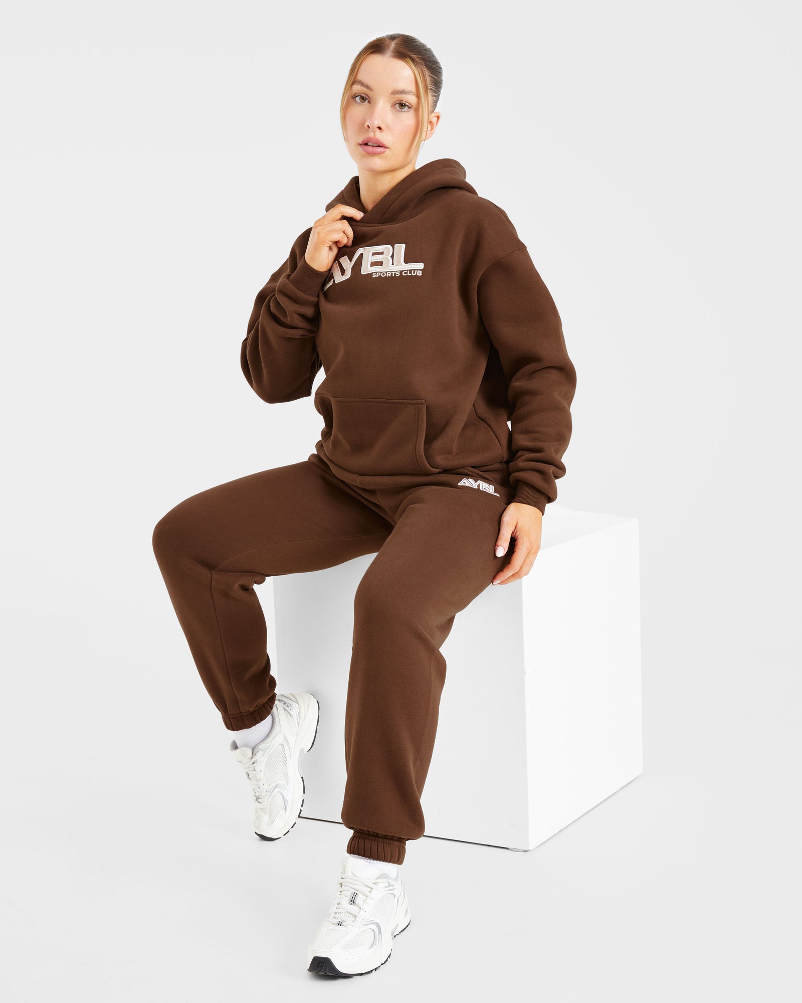 Retro Embroidered Oversized Hoodie - Brown
