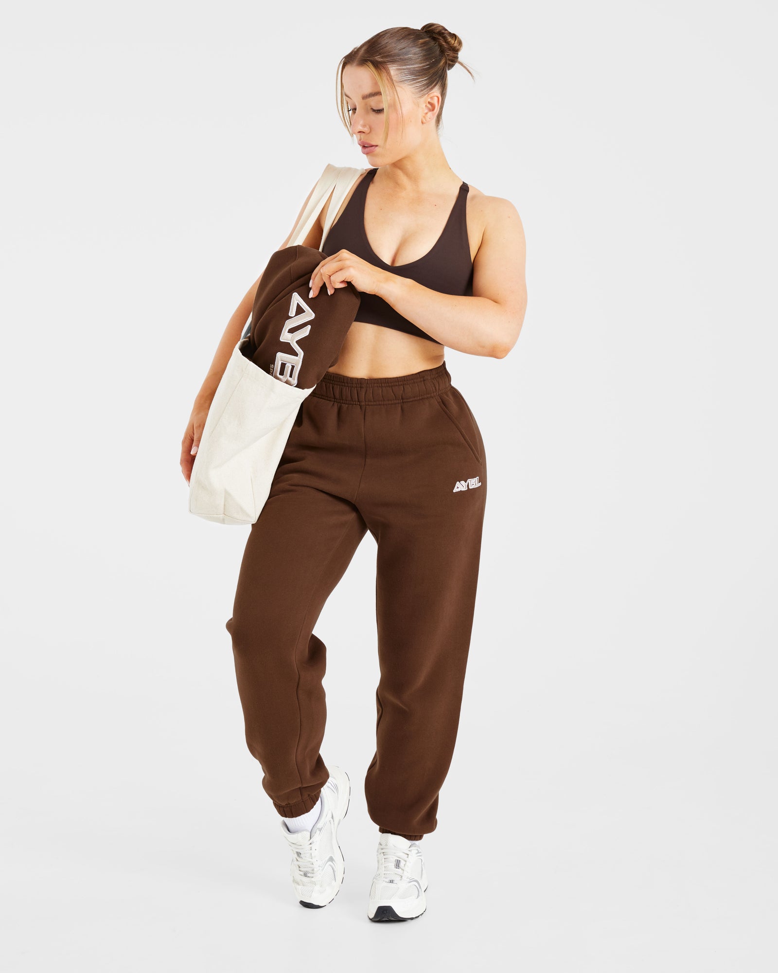 Retro Embroidered Oversized Joggers - Brown