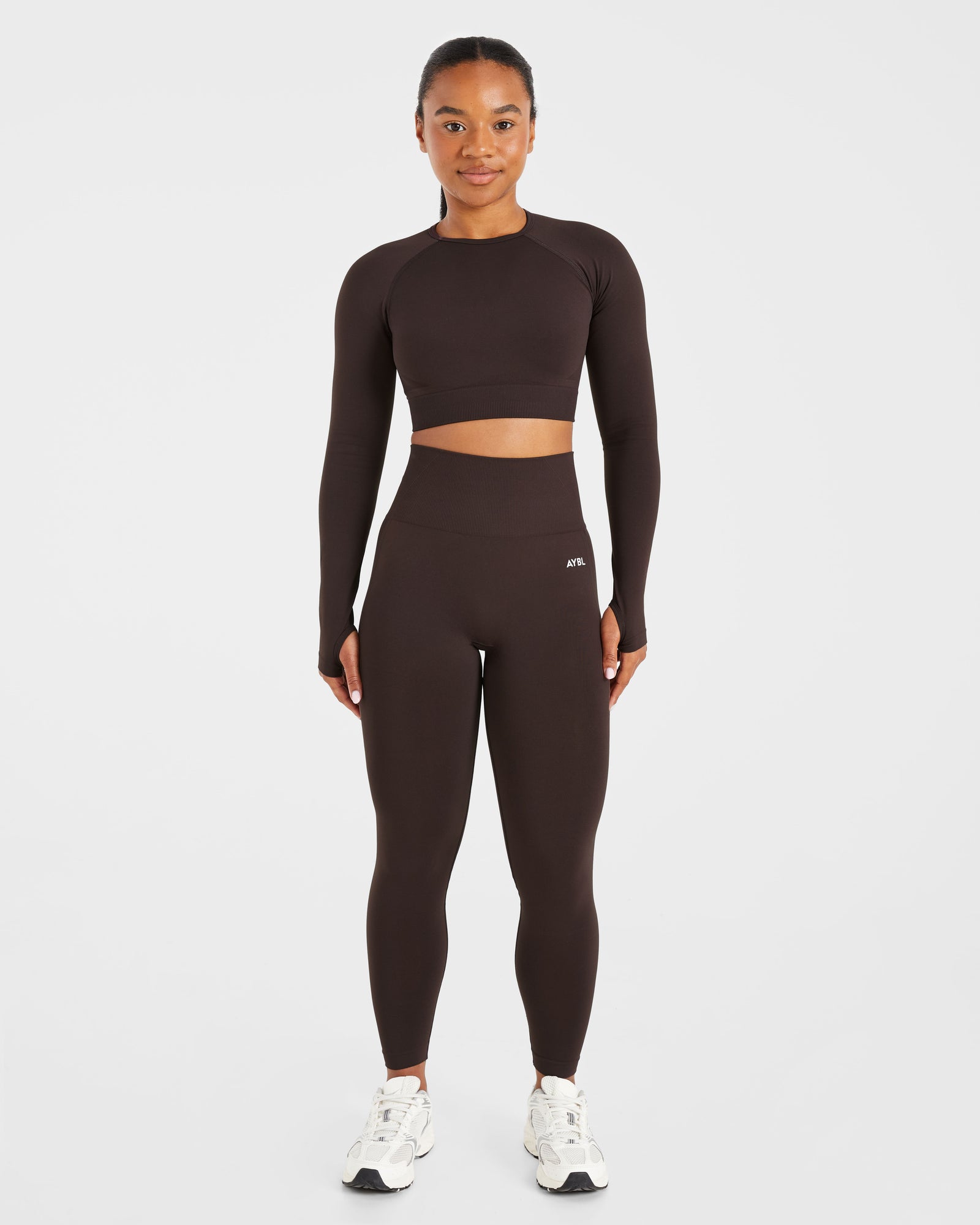 Empower naadloze crop top met lange mouwen - cacaobruin