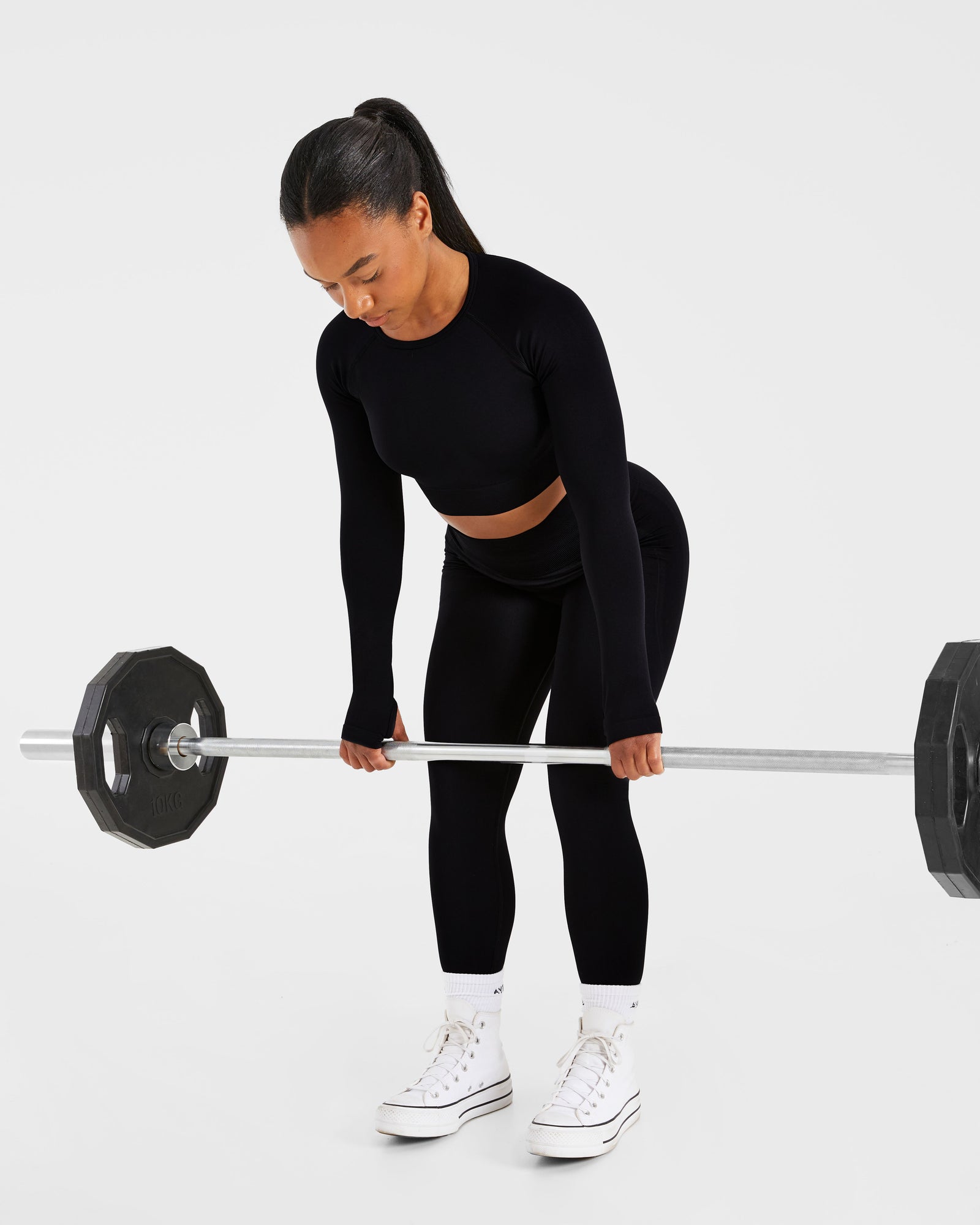 Haut court à manches longues sans couture Empower - Noir