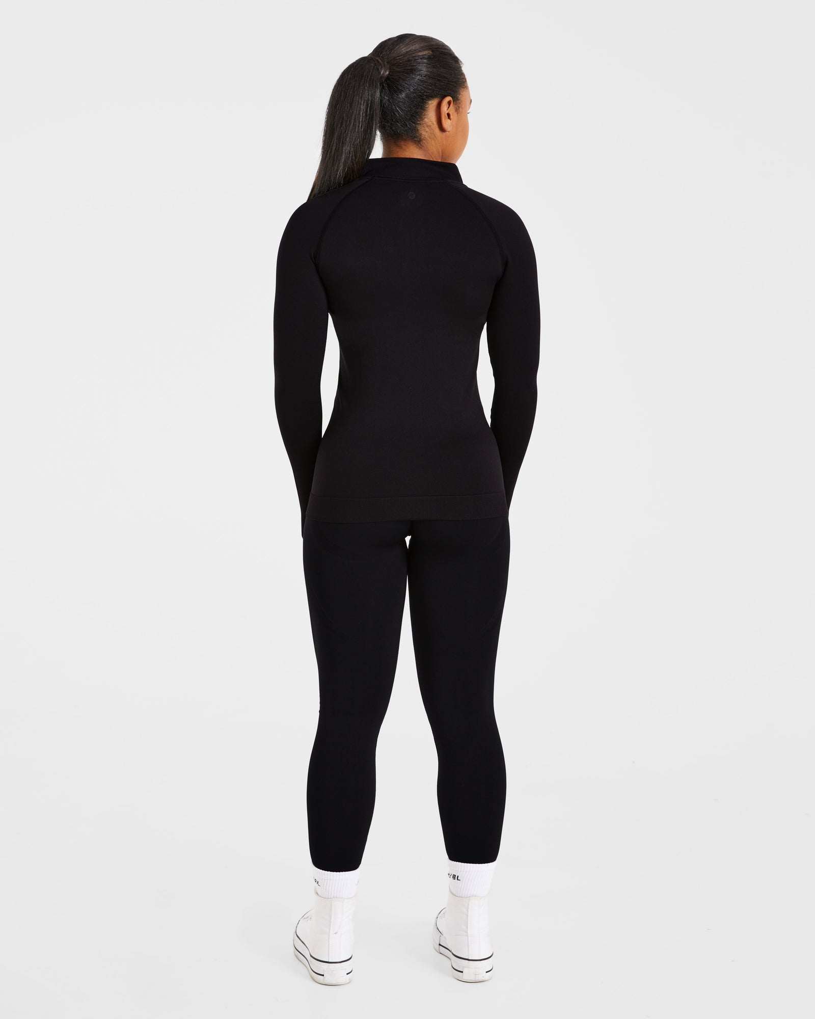 Essential Seamless Zip Jacket - Black