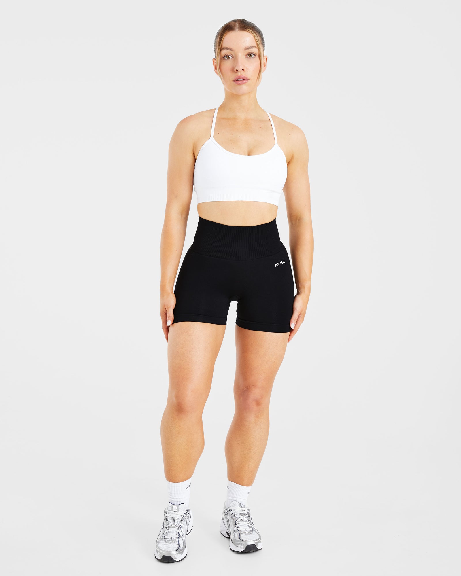 Empower Seamless Sports Bra - White