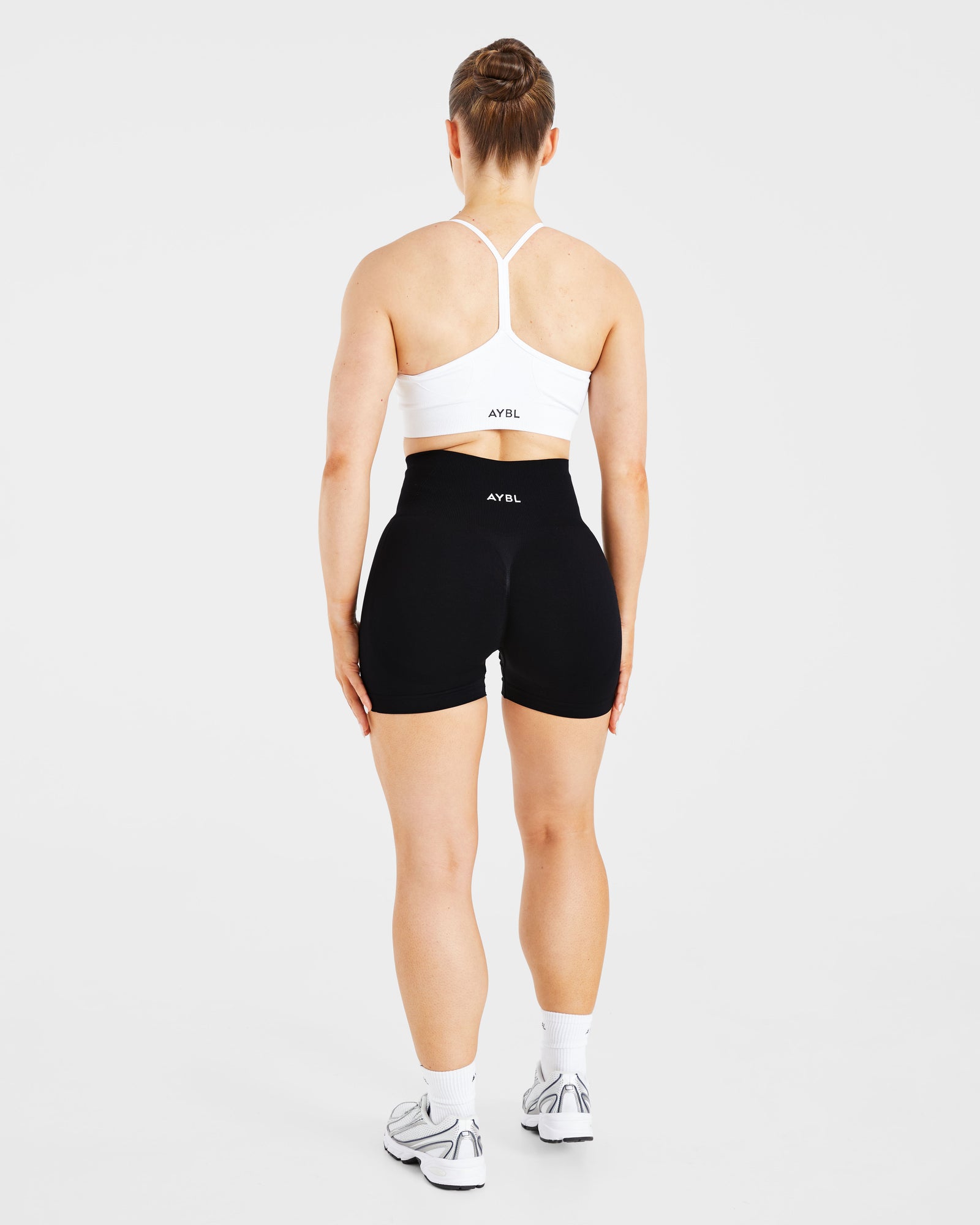 Empower Seamless Sports Bra - White