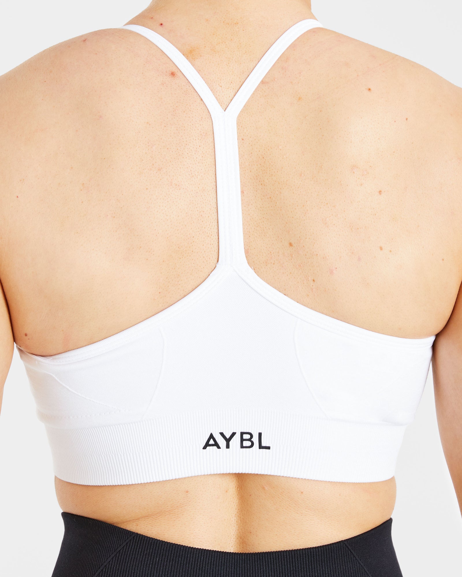 Empower Seamless Sports Bra - White