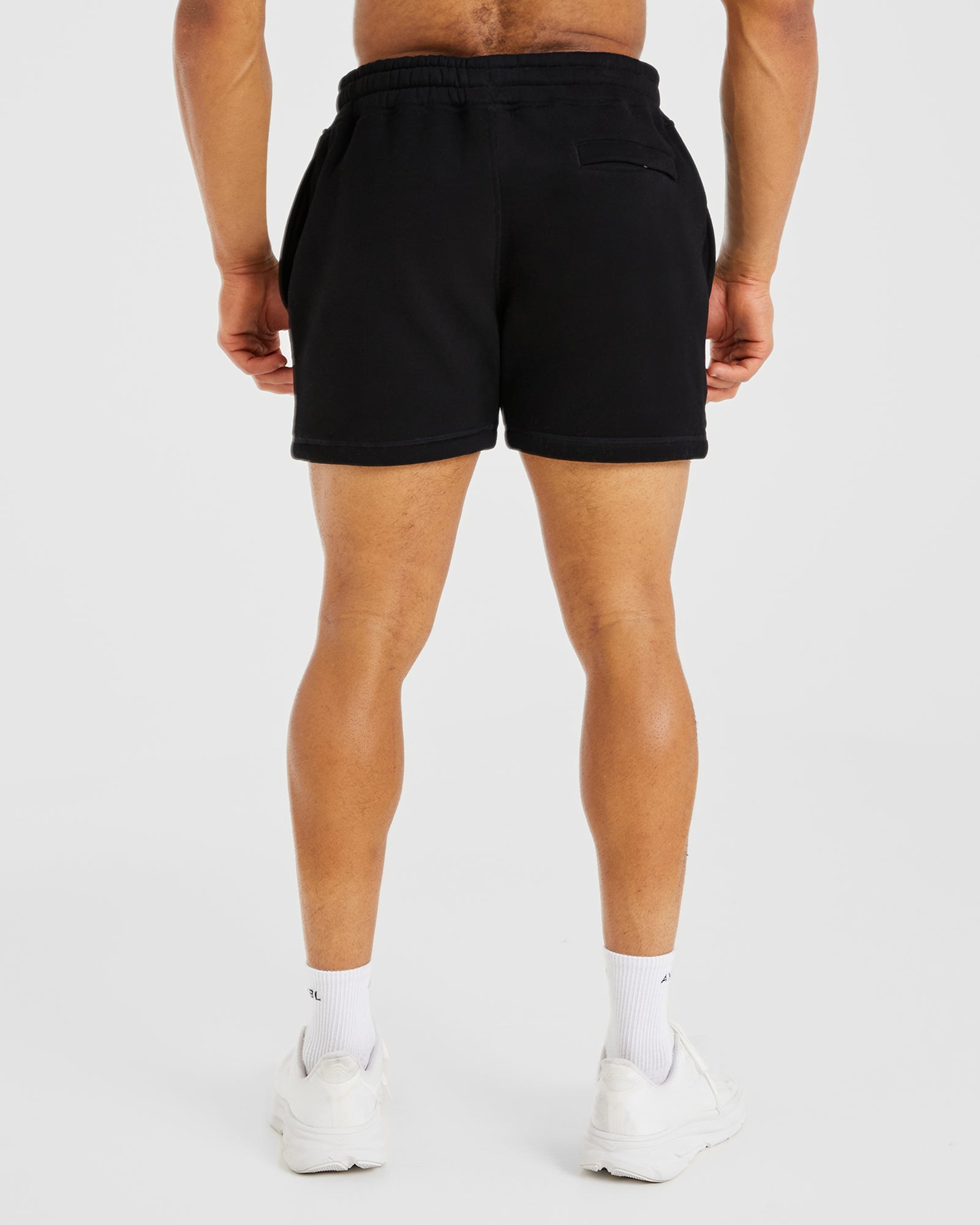 Essential 5" Shorts - Black