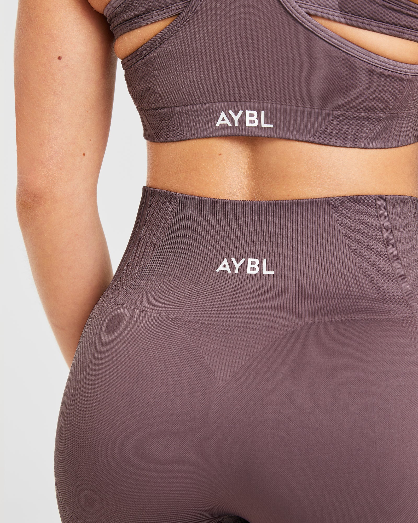 Balance V3 Seamless Shorts - Coffee Bean