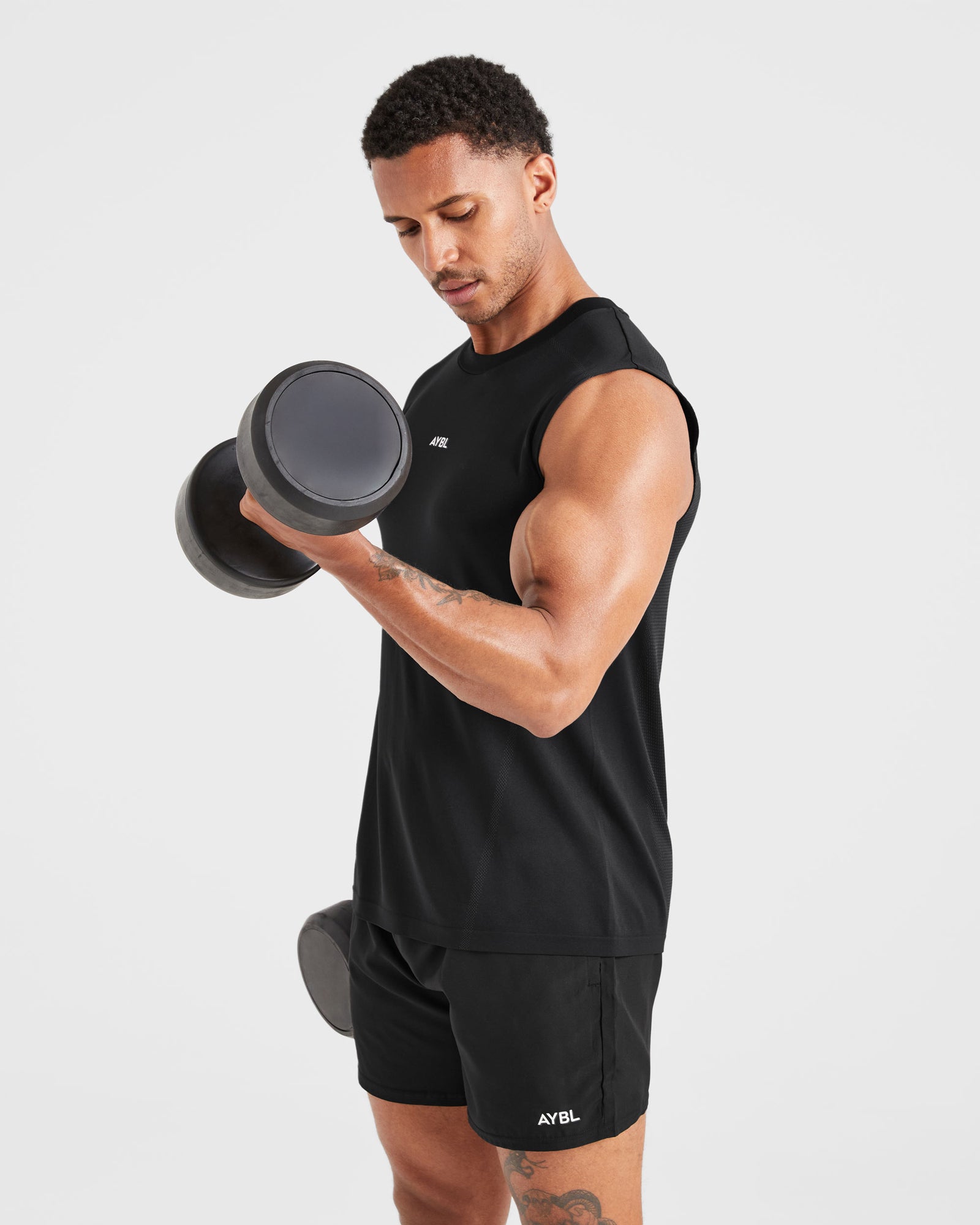 Attain Seamless Vest - Black