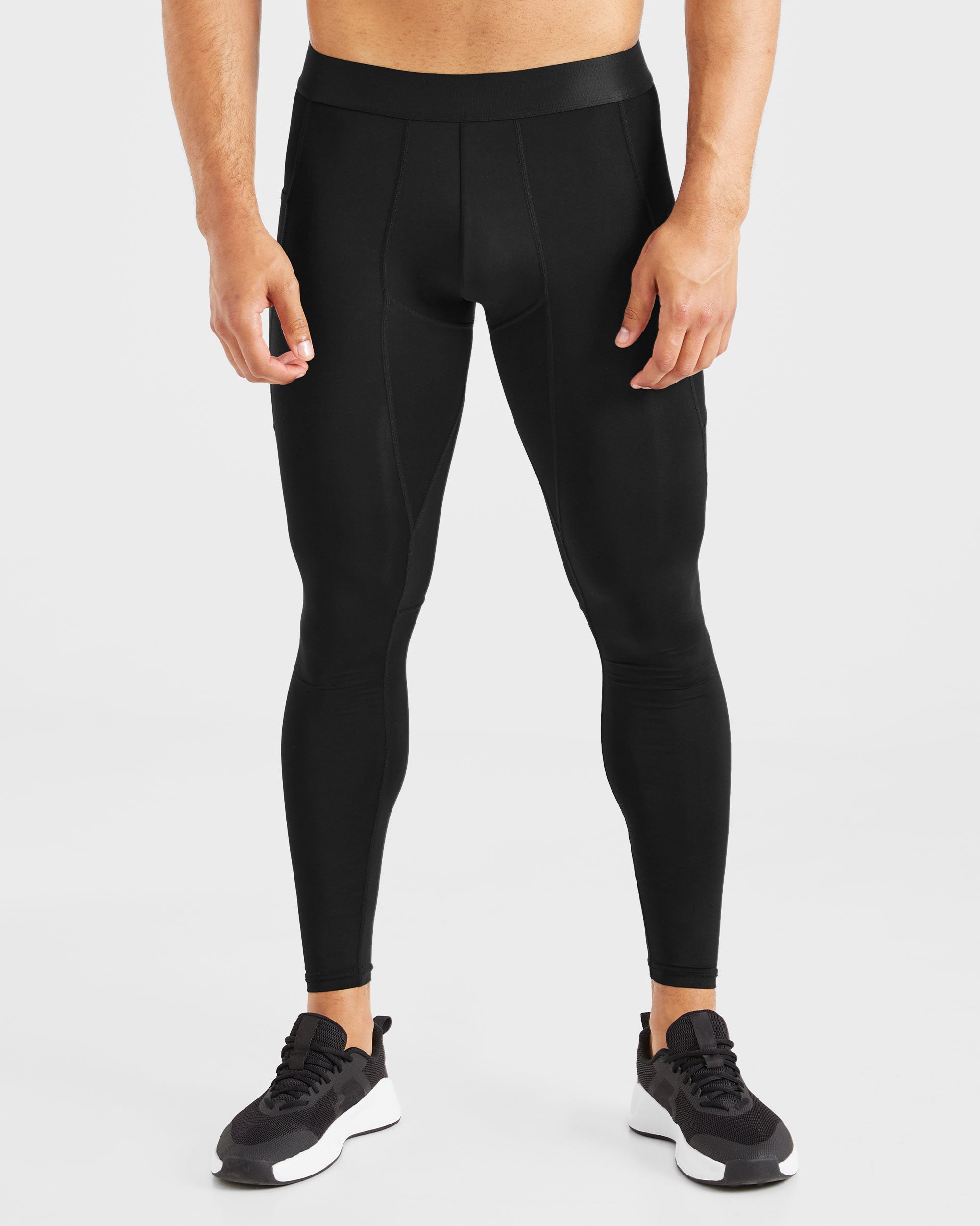 Essential Base Layer Leggings - Black