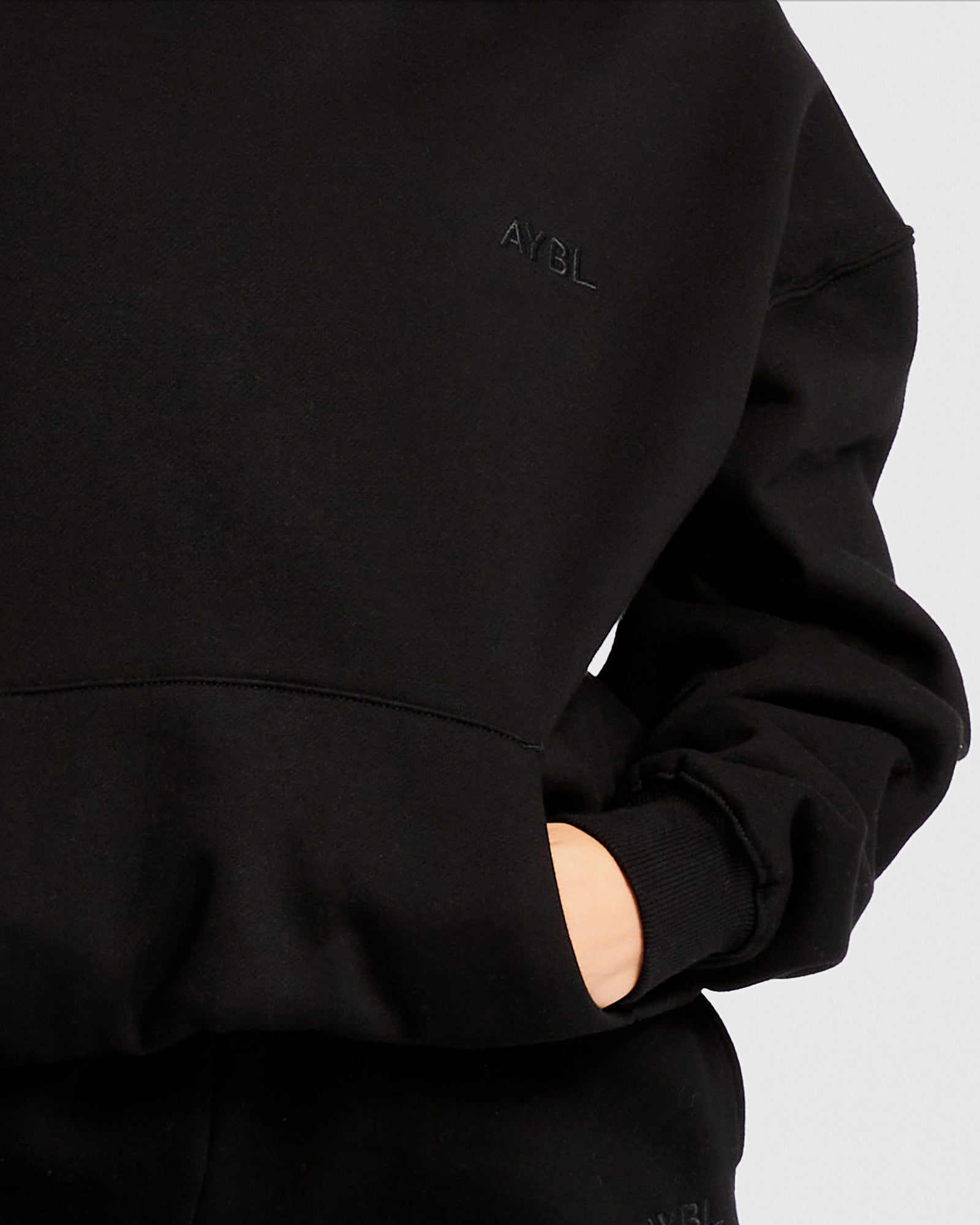 Premium-Kapuzenpullover in Übergröße – Schwarz