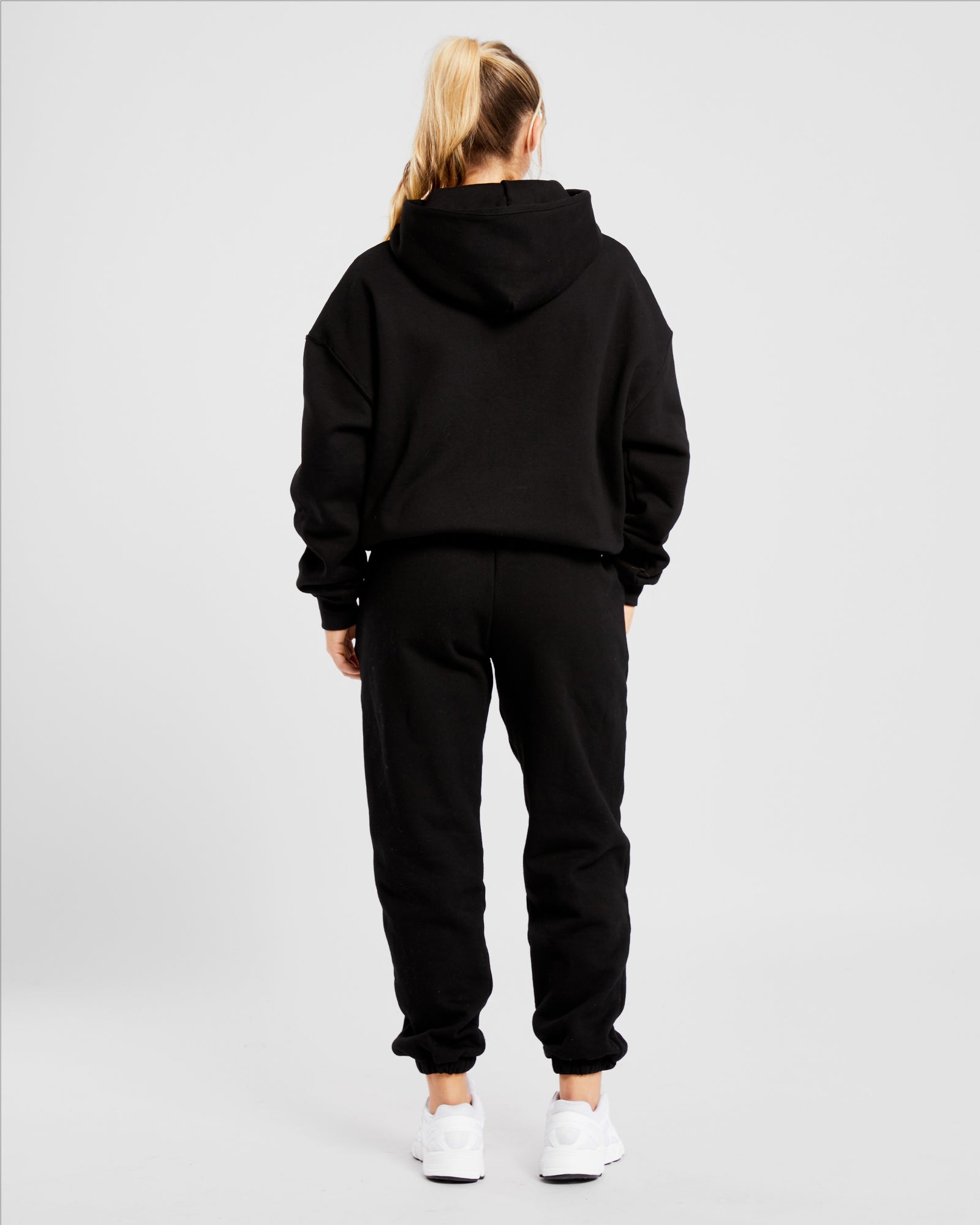 Premium-Kapuzenpullover in Übergröße – Schwarz