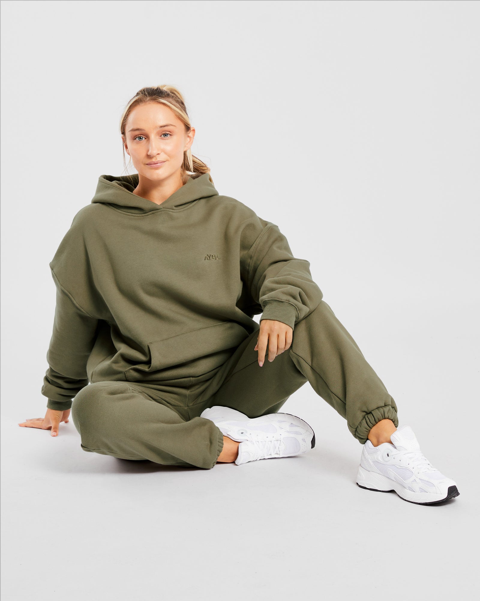 Premium-Übergroßer Kapuzenpullover – Altoliv