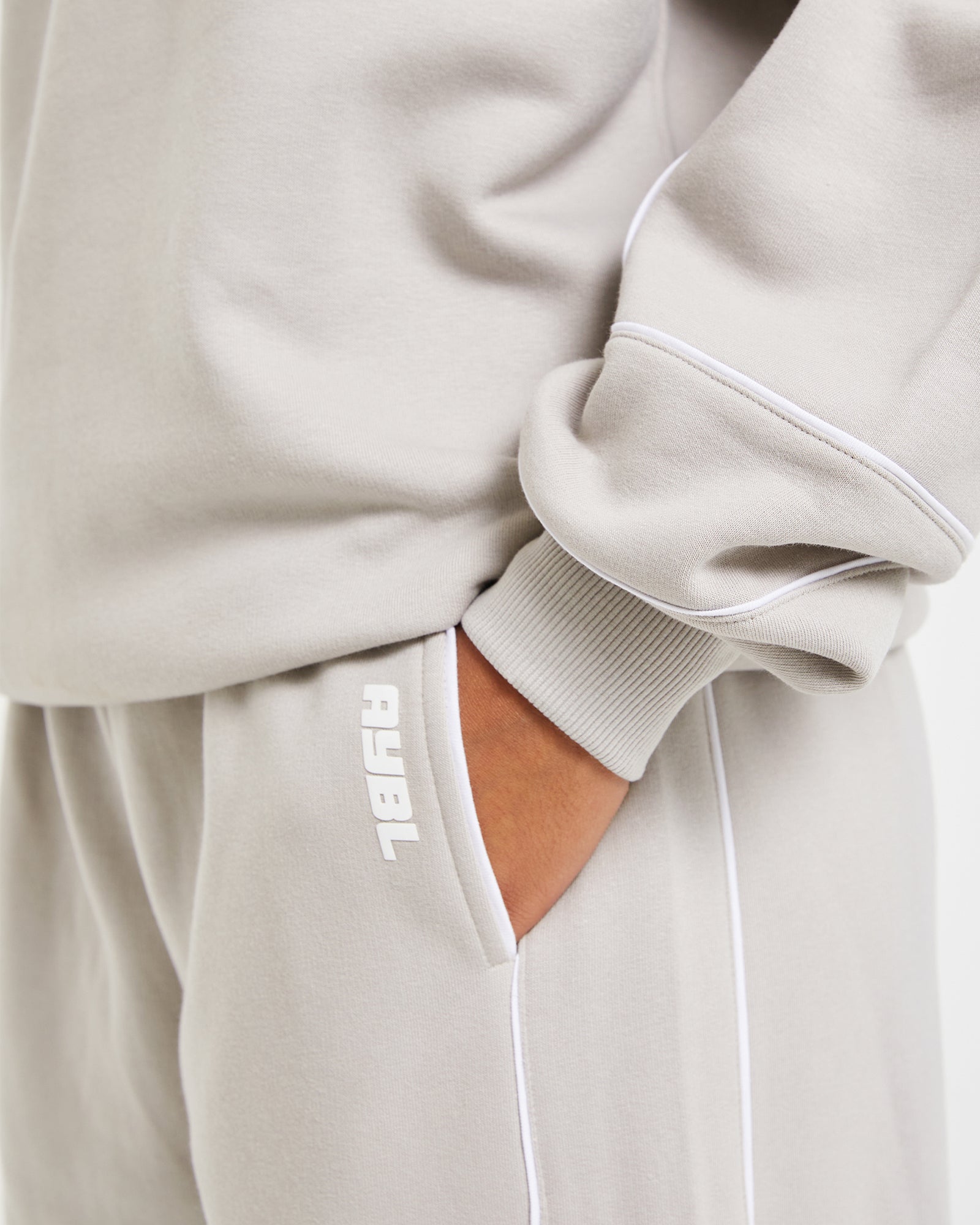 Justine Oversized Sweater - Washed Taupe