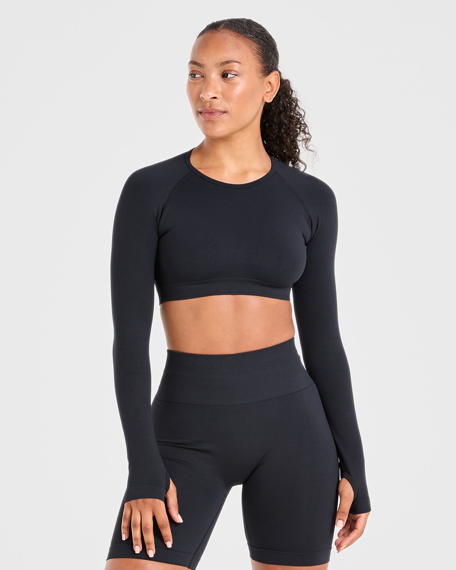 Power Seamless Long Sleeve Crop Top - Black